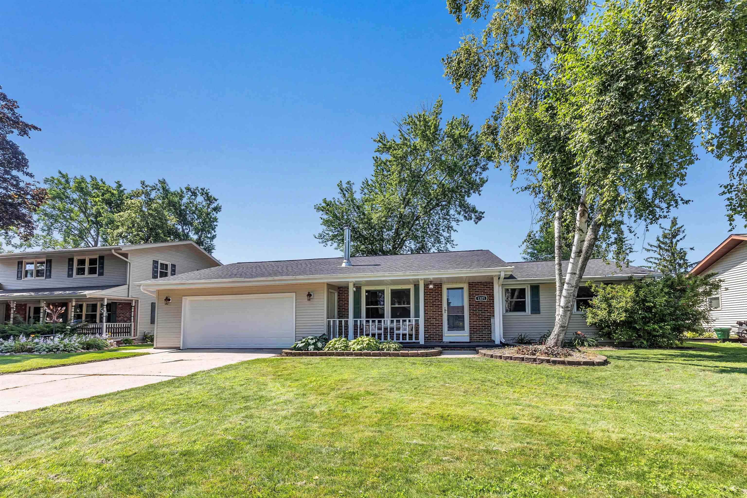 1321 VALLEY VIEW Road
