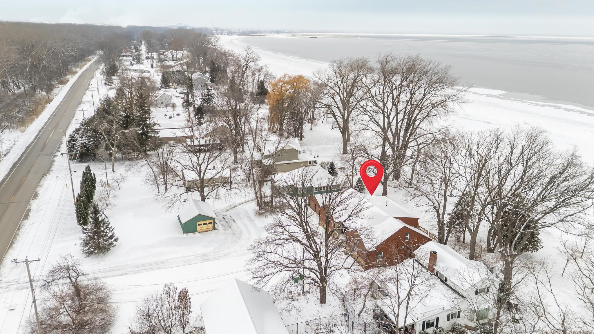 2453 EAST SHORE Drive