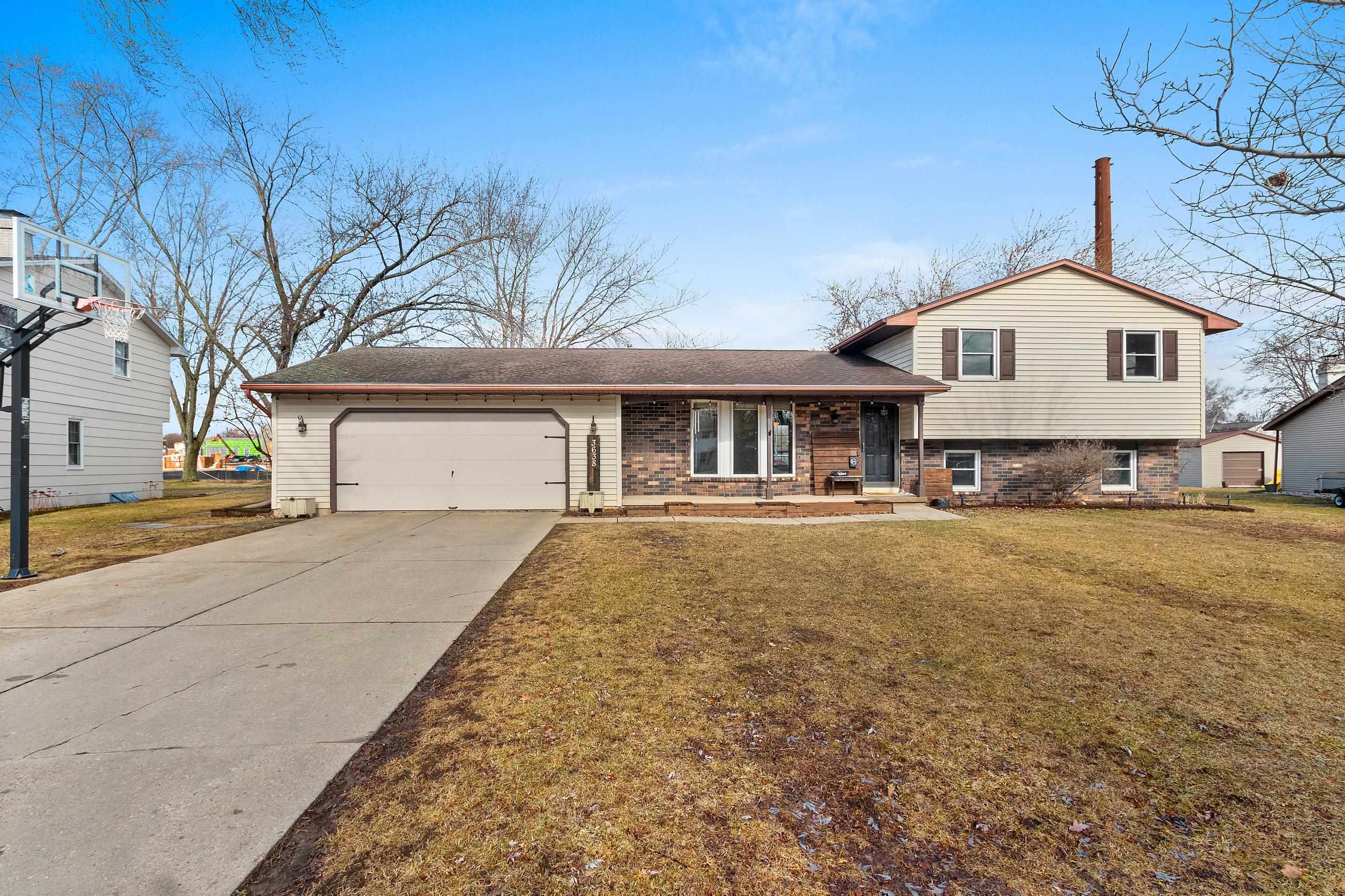 3638 GLENBROOKE Lane