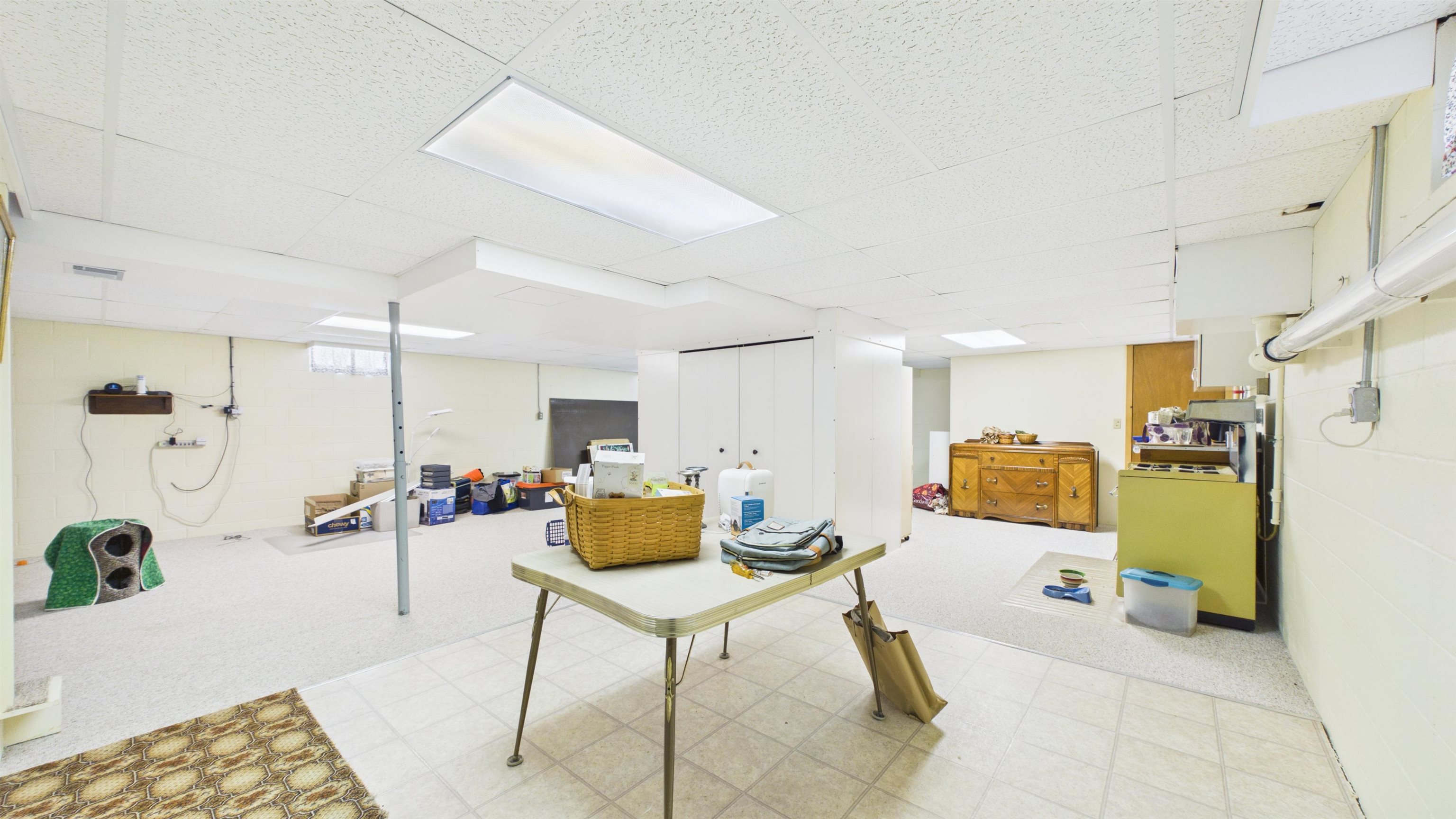 707 E 5TH Street