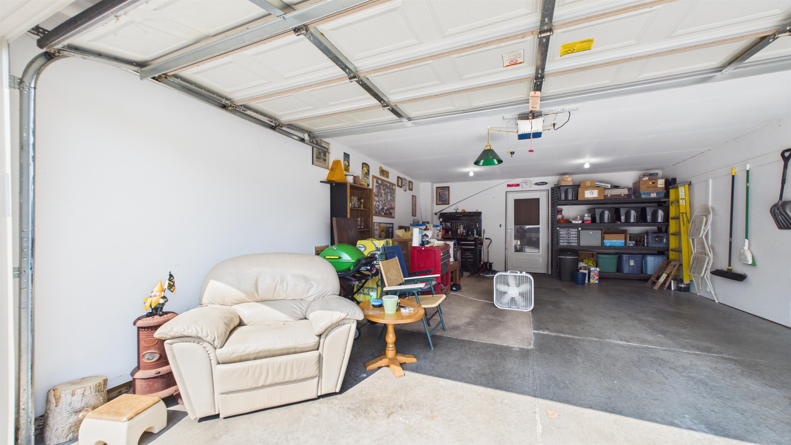 3325 N CASALOMA Drive Unit: 40