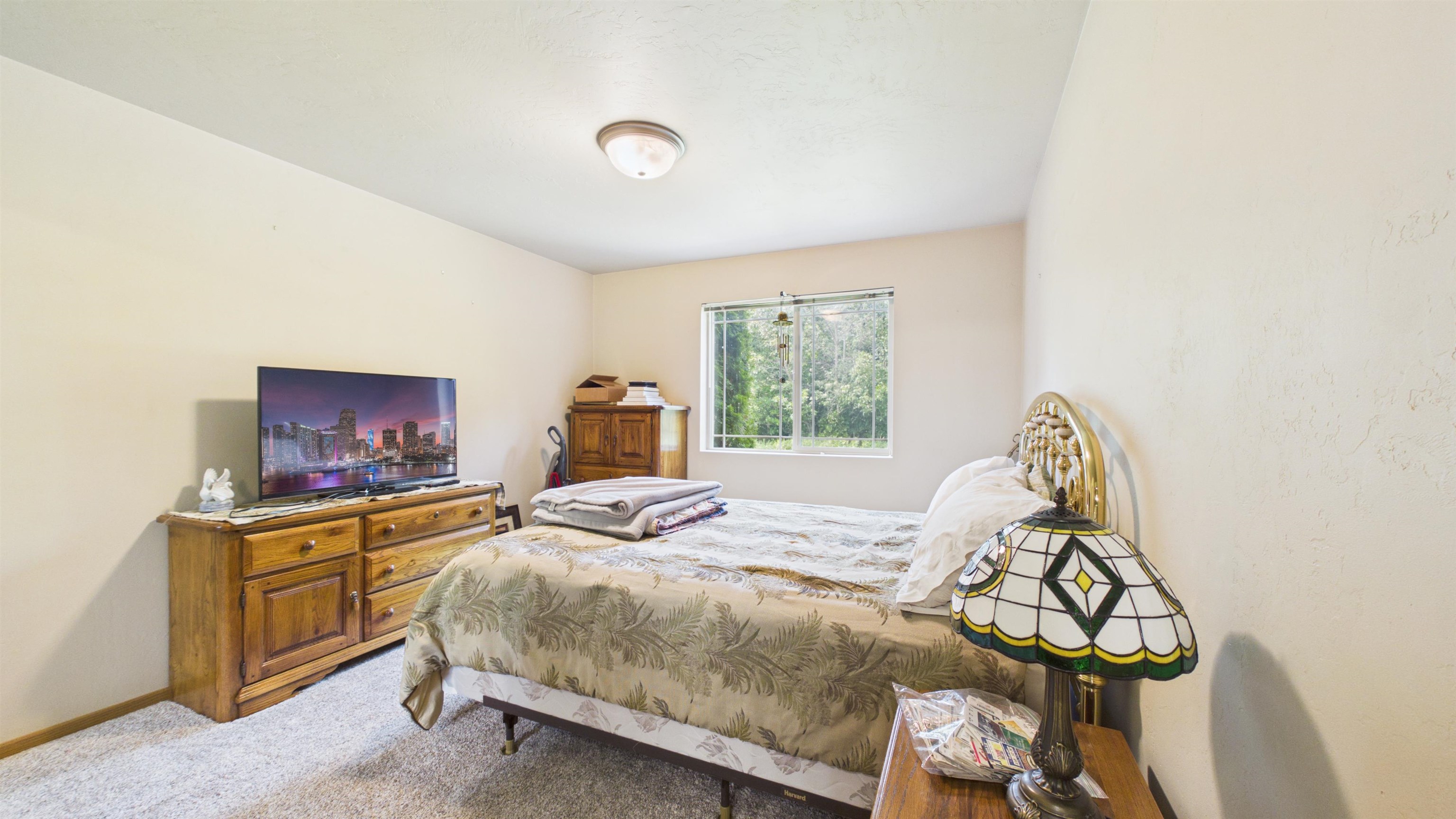 3325 N CASALOMA Drive Unit: 40