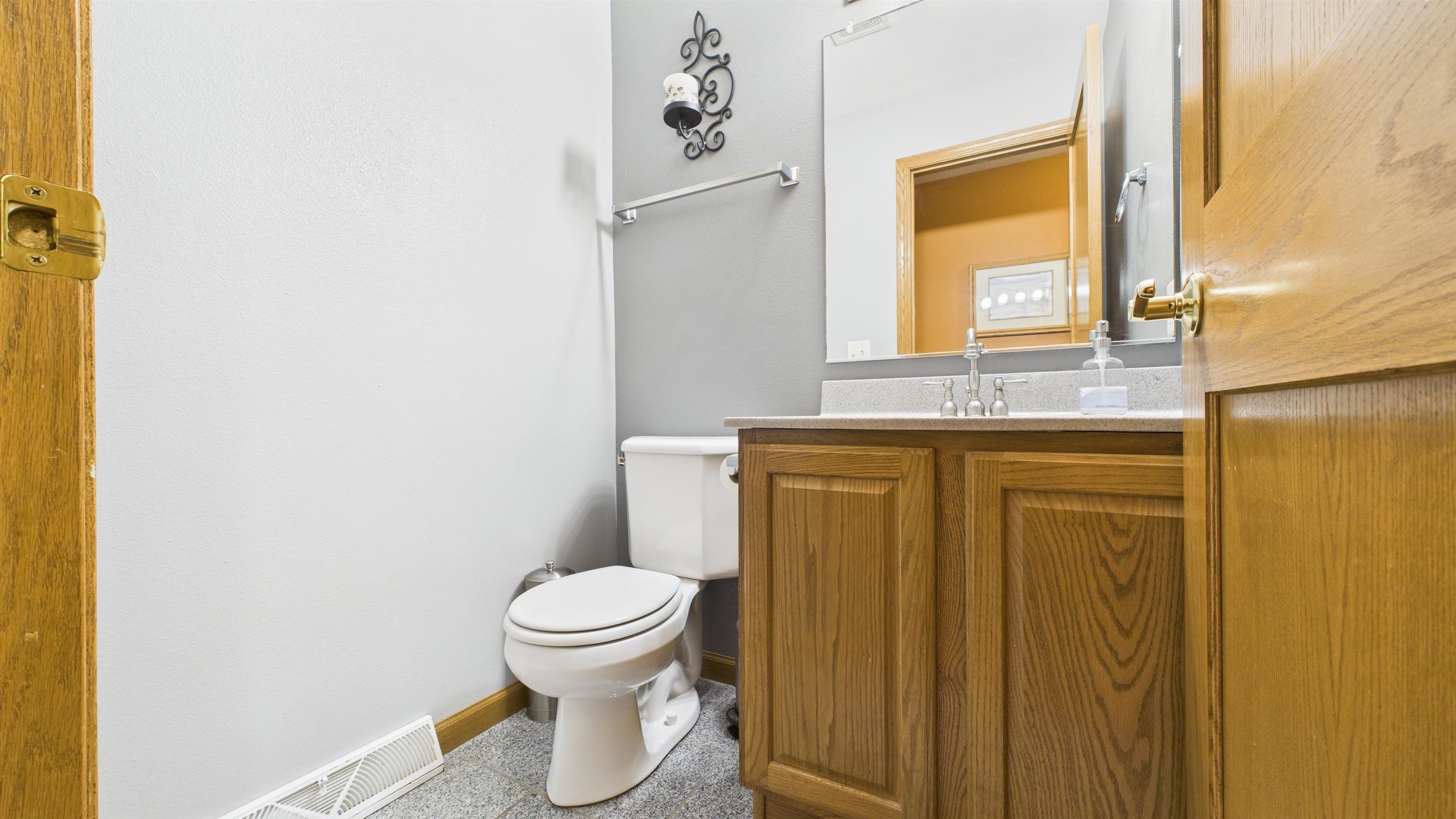 N6464 CANTERBURY Drive