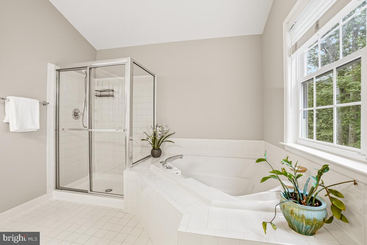 633 ANDREW HILL ROAD