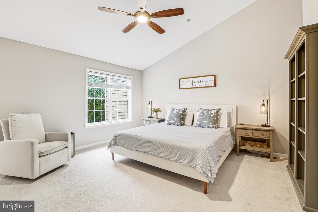 633 ANDREW HILL ROAD