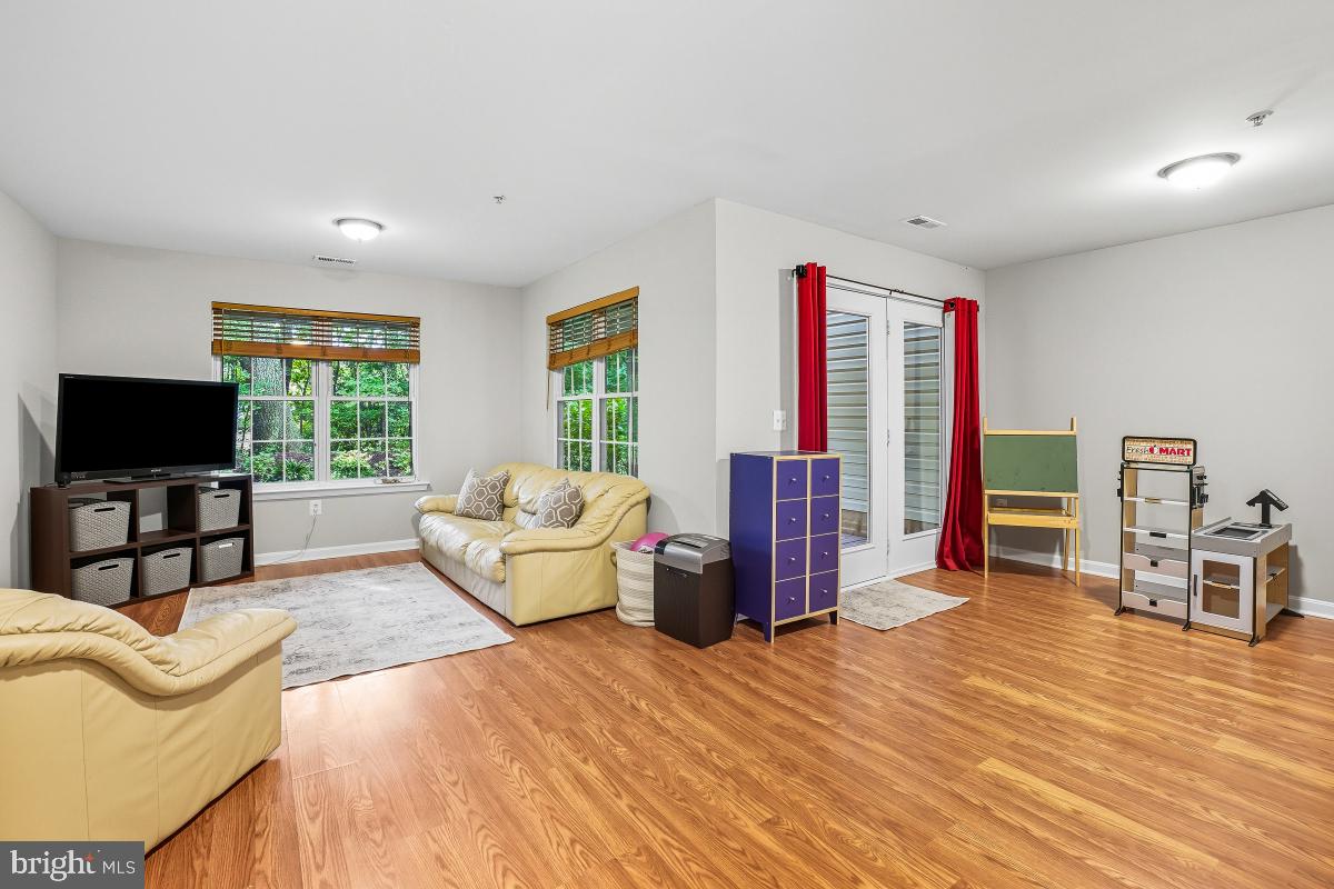 633 ANDREW HILL ROAD