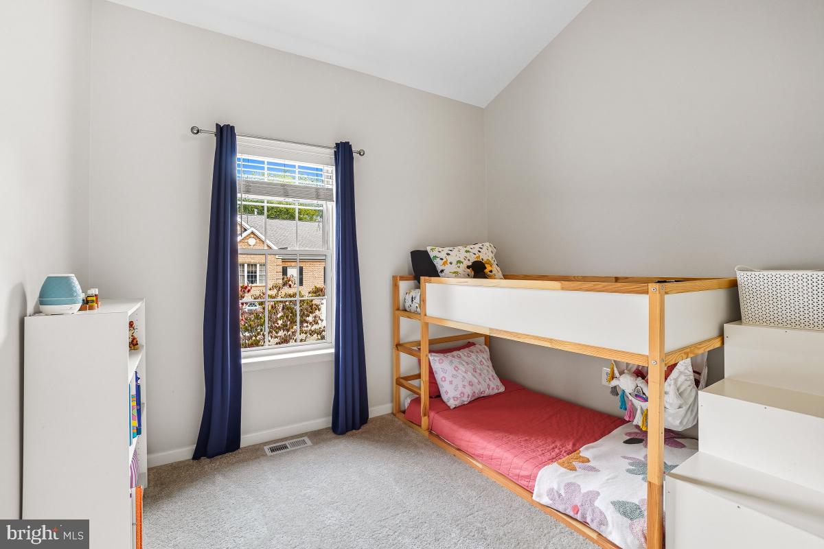 633 ANDREW HILL ROAD