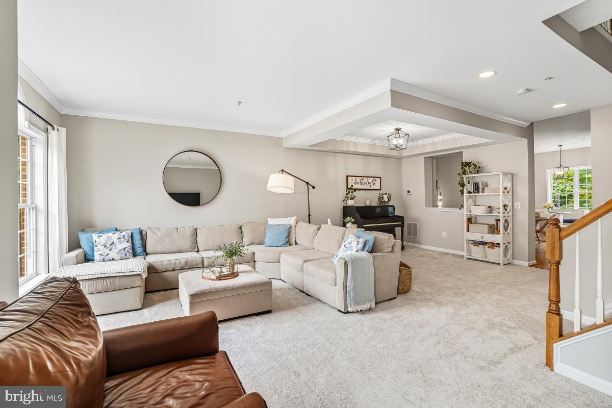 633 ANDREW HILL ROAD