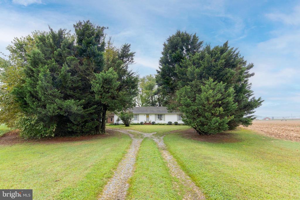 26089 3 BRIDGES ROAD