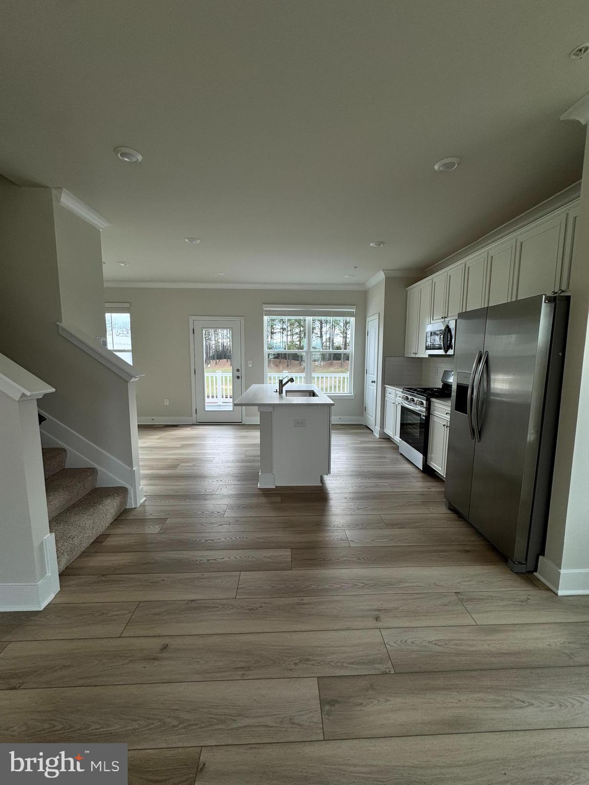 2208 WINTERBERRY LANE I