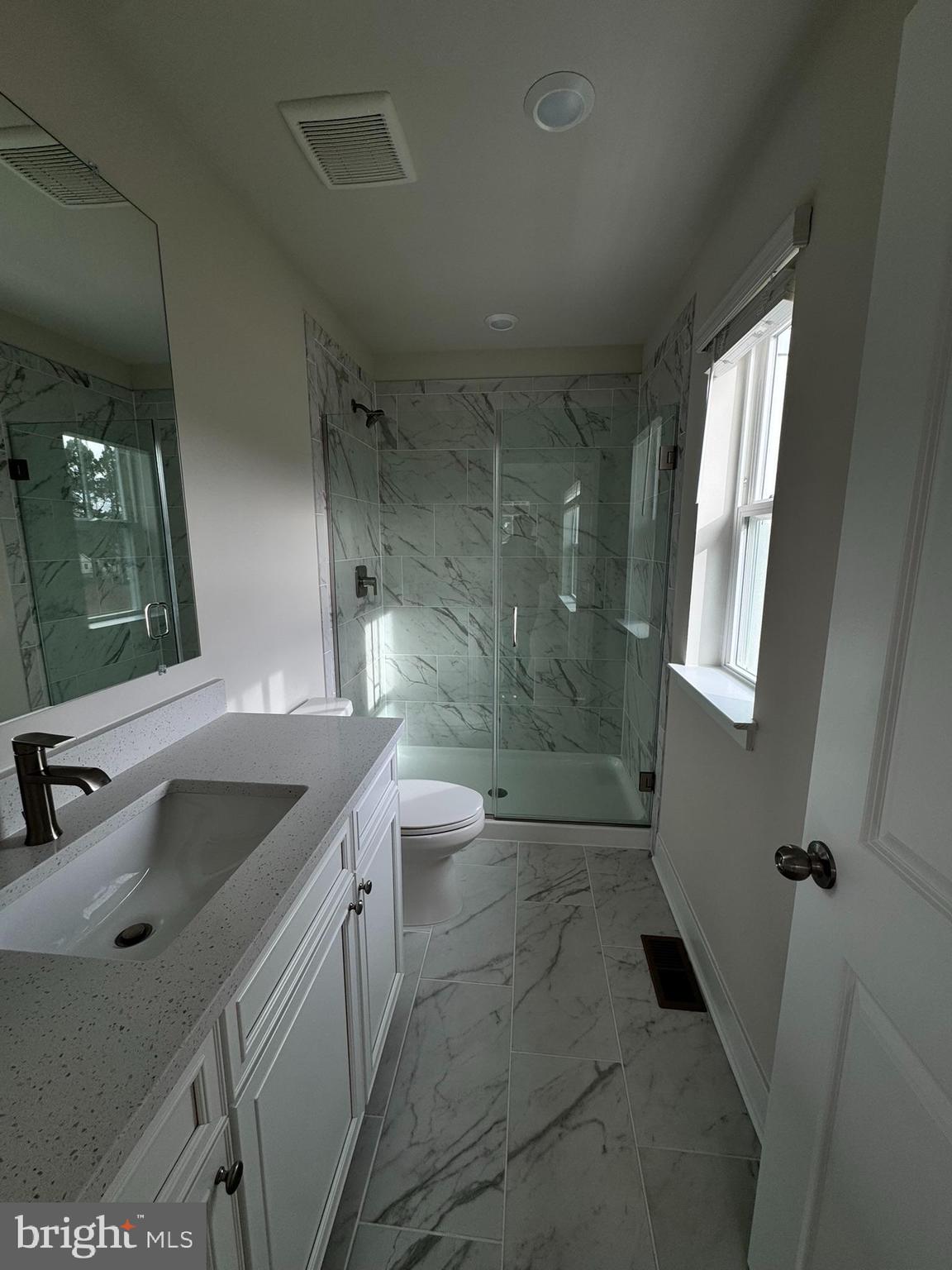 2208 WINTERBERRY LANE I