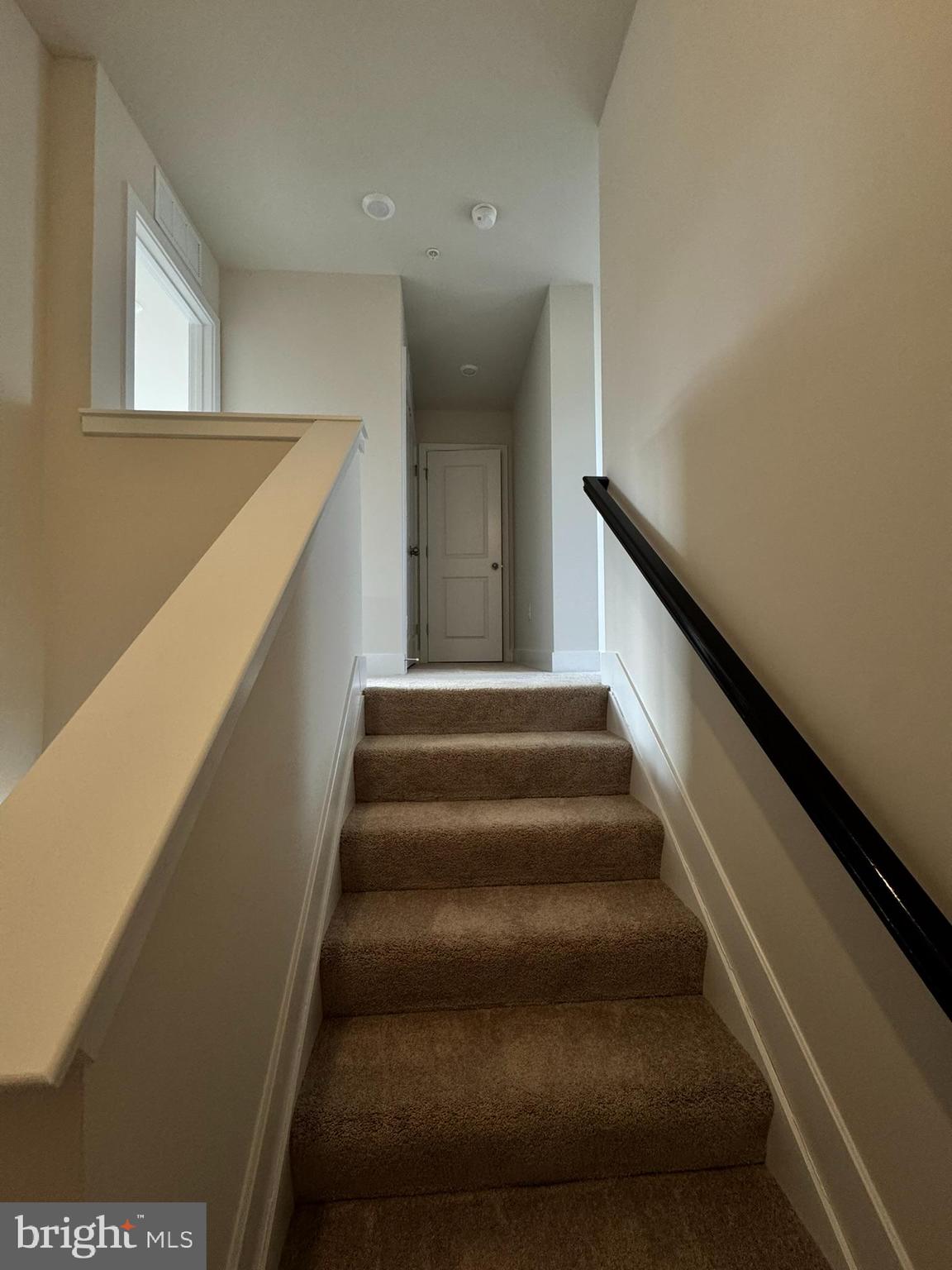 2208 WINTERBERRY LANE I