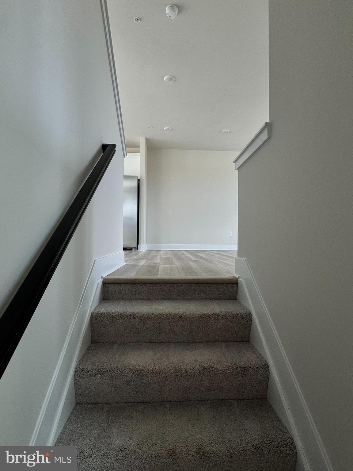 2214 WINTERBERRY LANE I