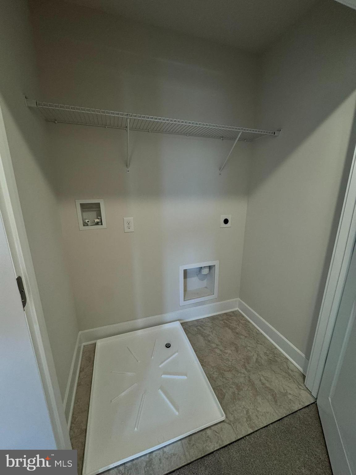 2214 WINTERBERRY LANE I