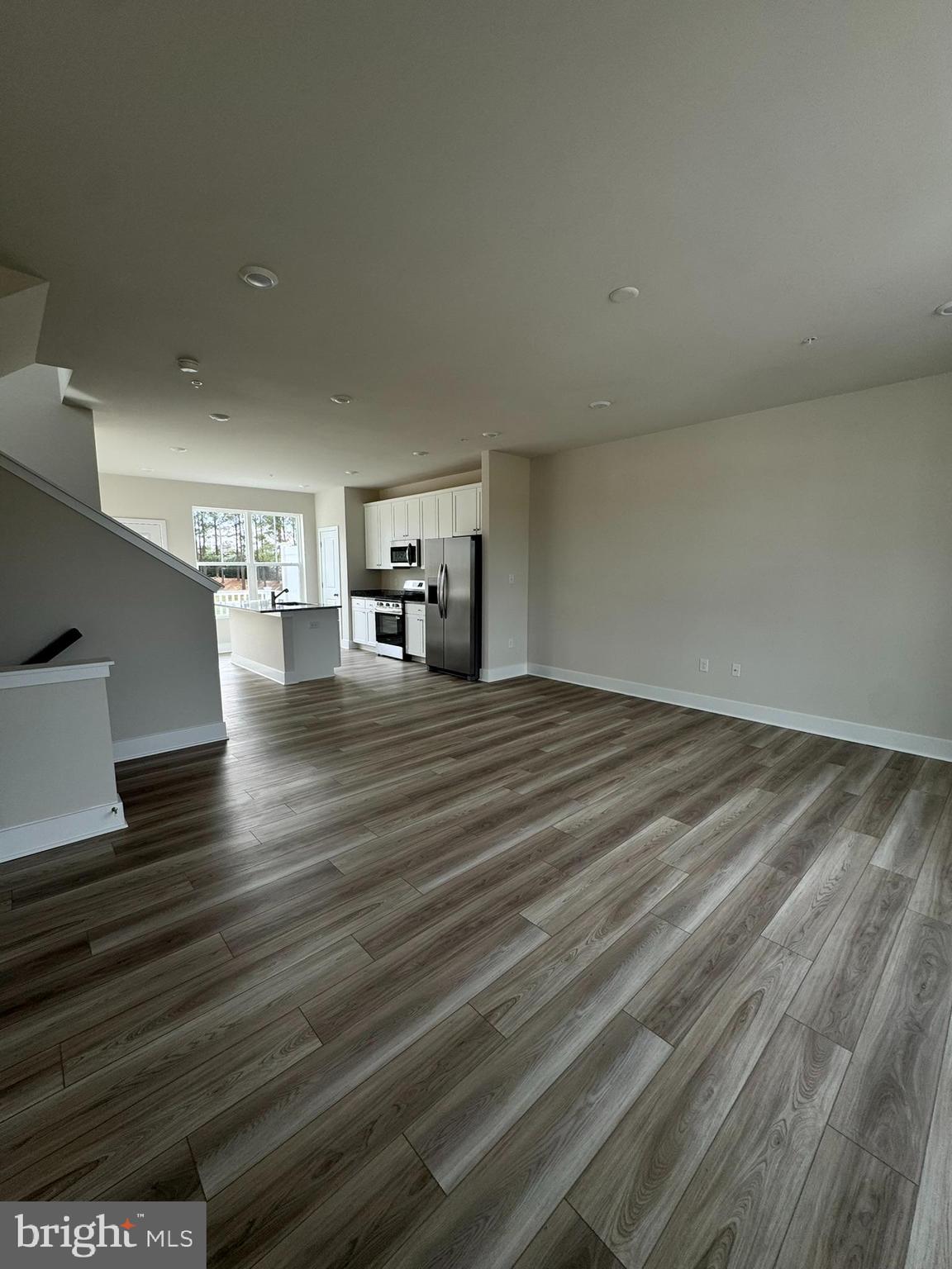 2214 WINTERBERRY LANE I