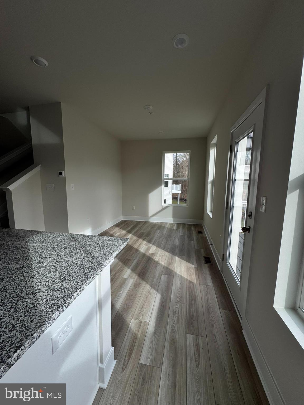 2214 WINTERBERRY LANE I