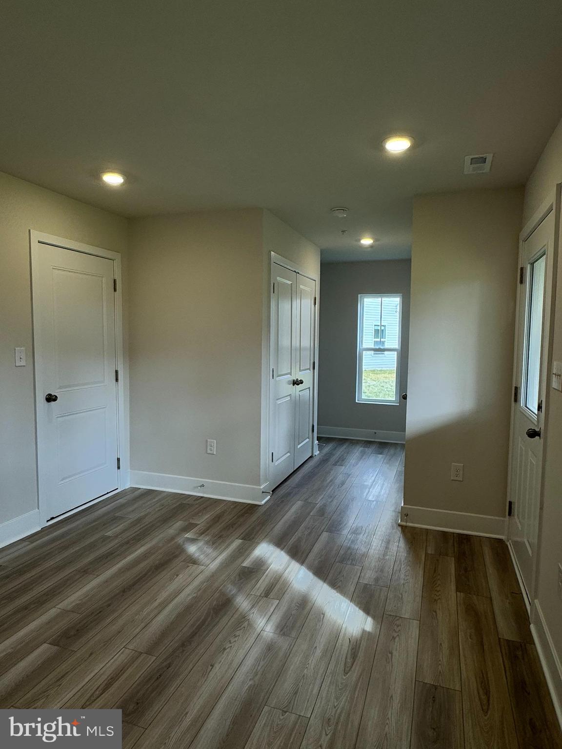 2214 WINTERBERRY LANE I