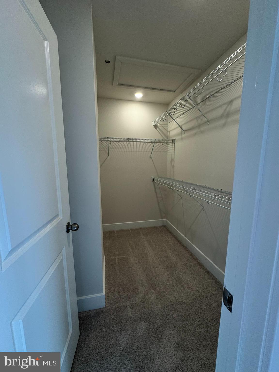 2214 WINTERBERRY LANE I