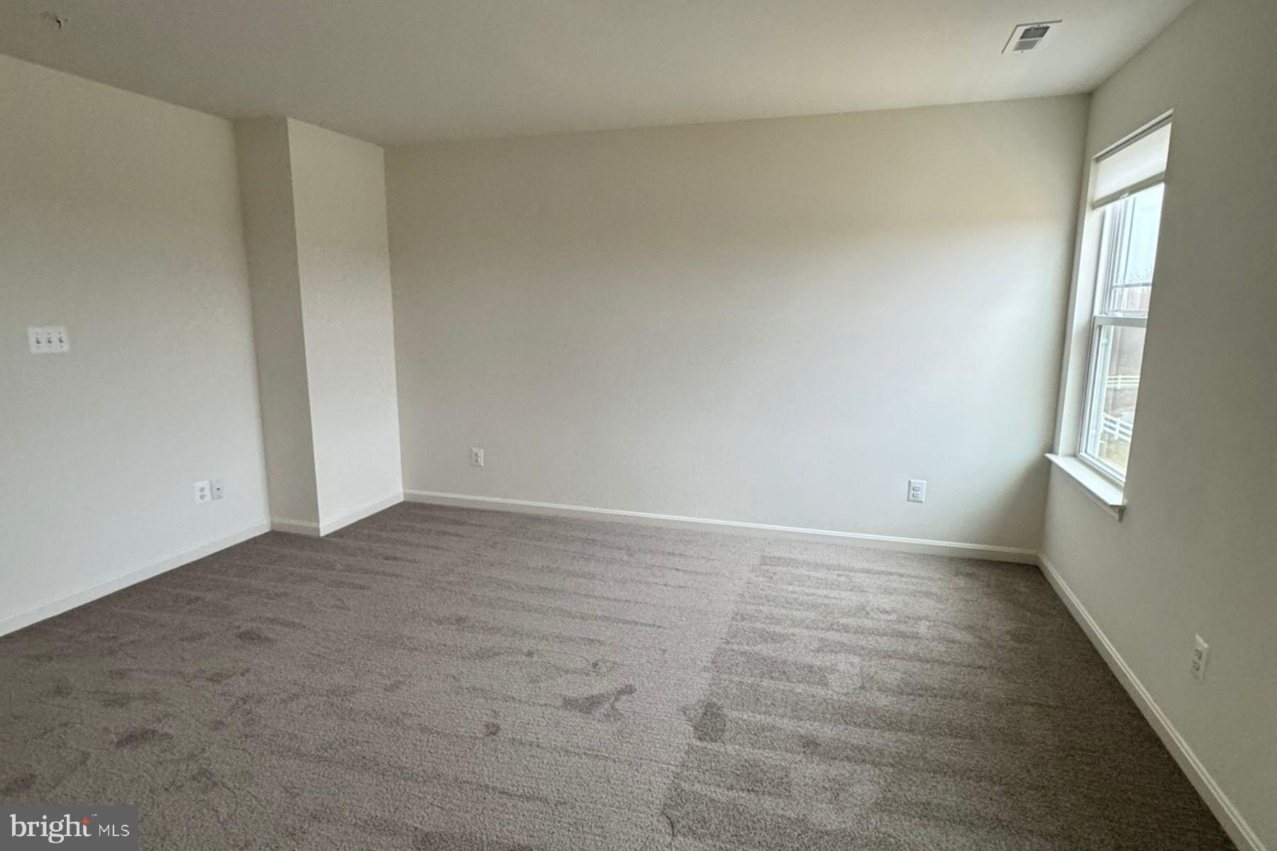 2539 WESTWIND BOULEVARD