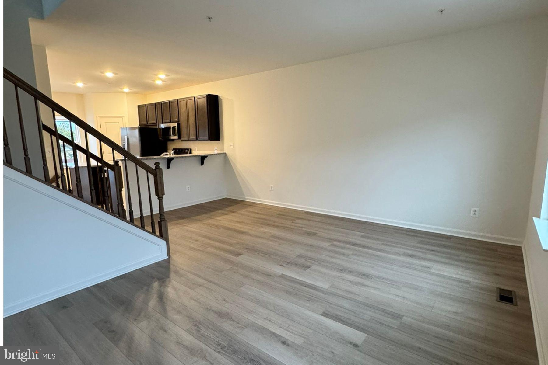 2539 WESTWIND BOULEVARD