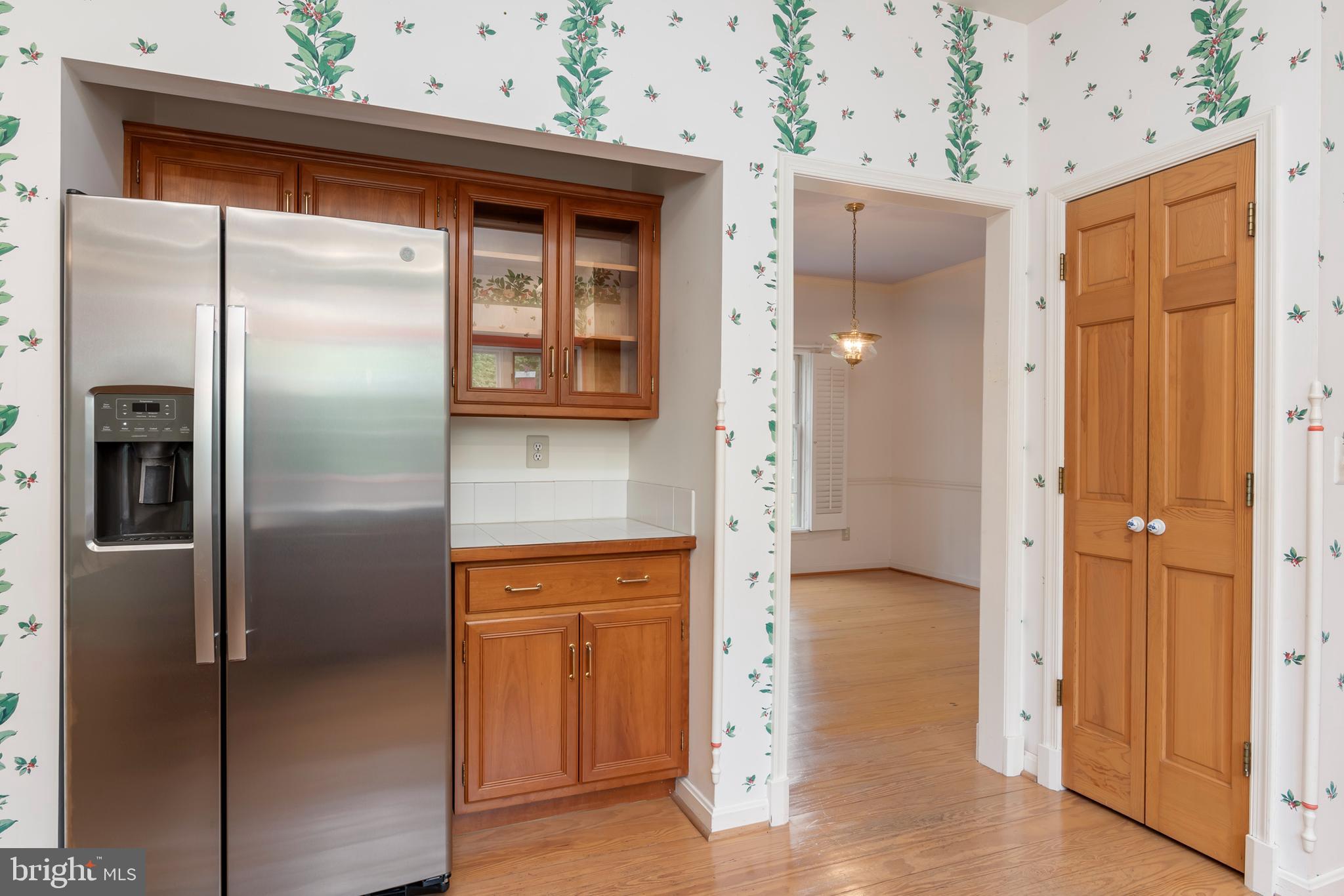 412 FRIENDSHIP DRIVE