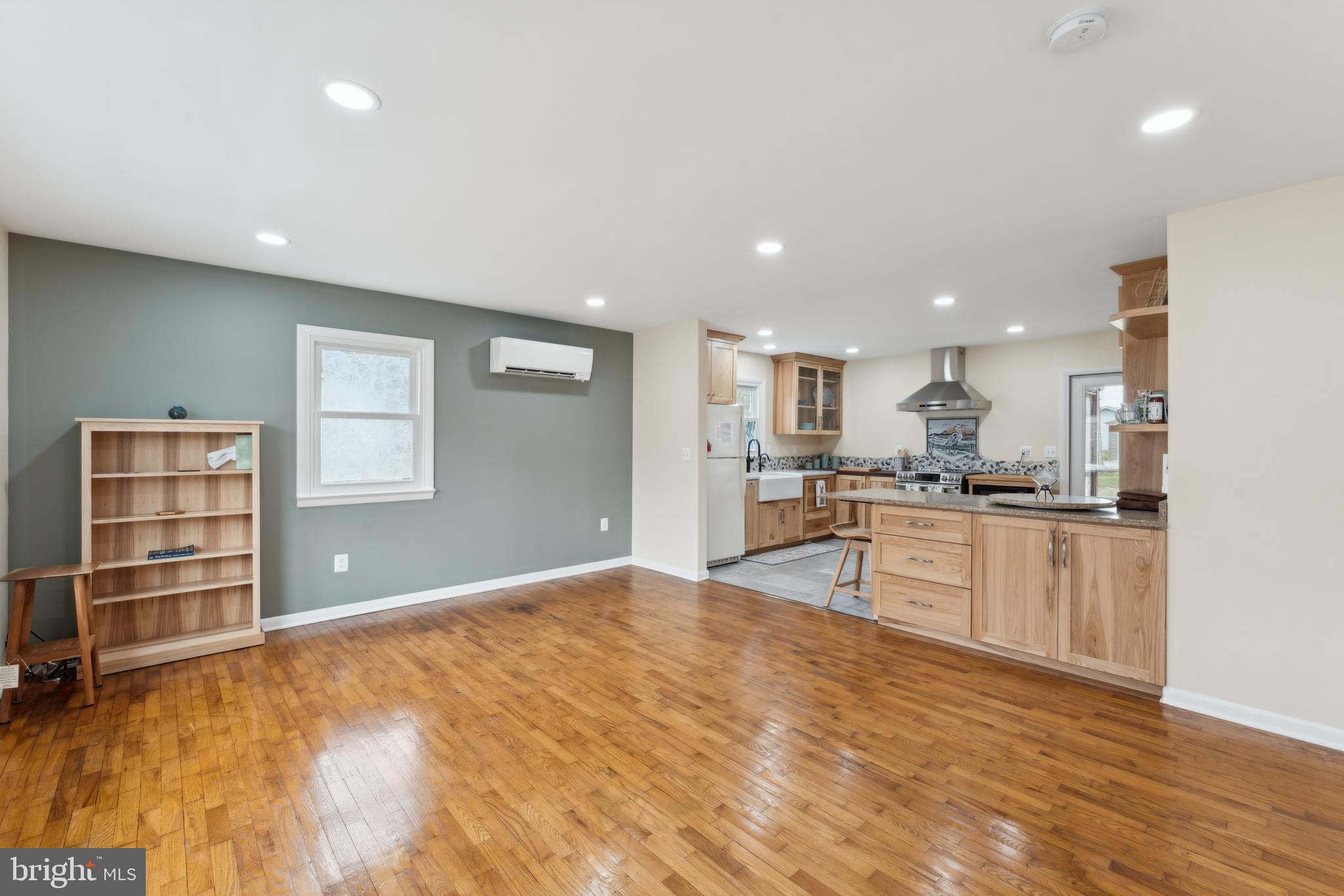 227 LOVE POINT AVENUE