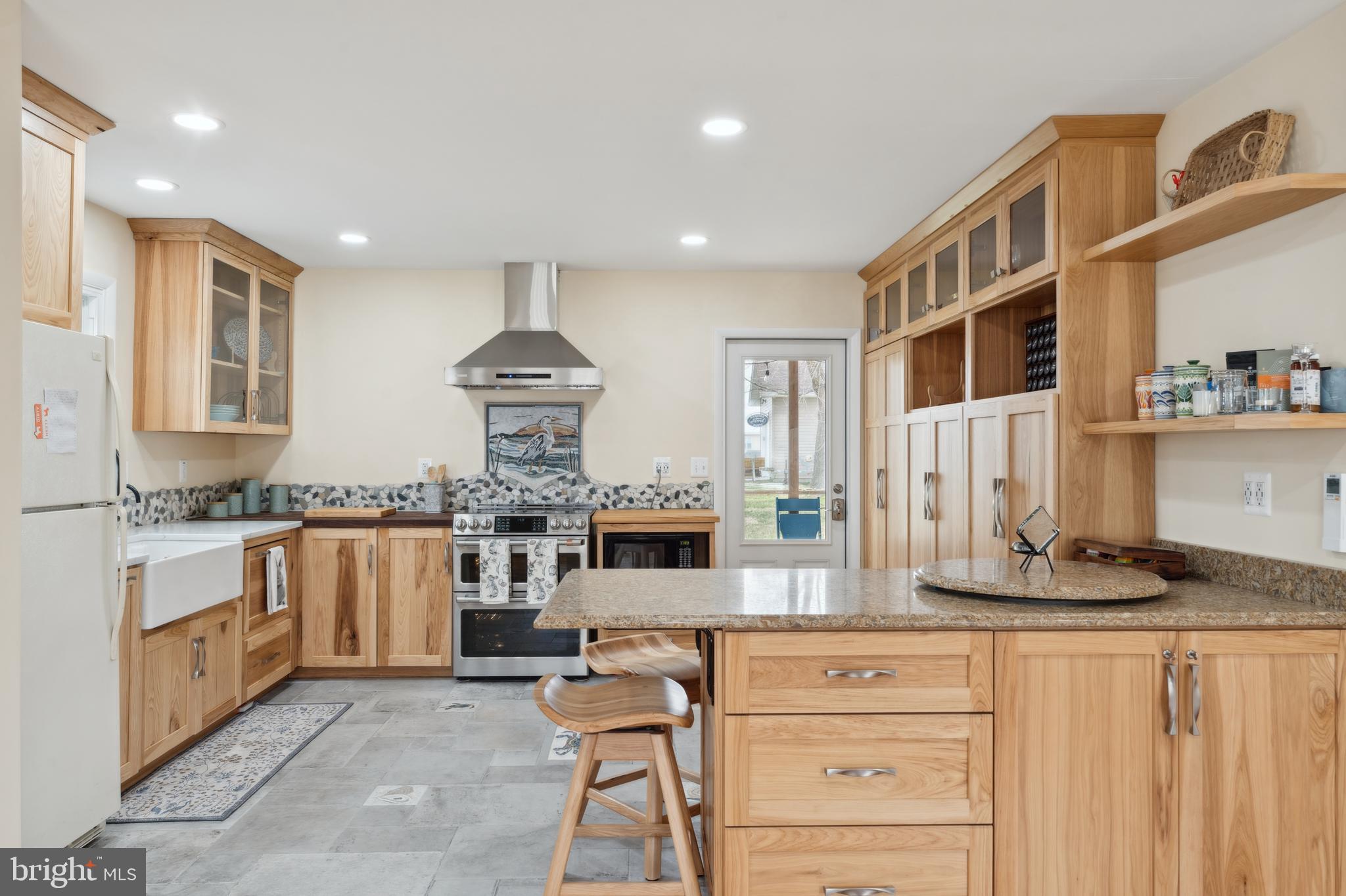 227 LOVE POINT AVENUE