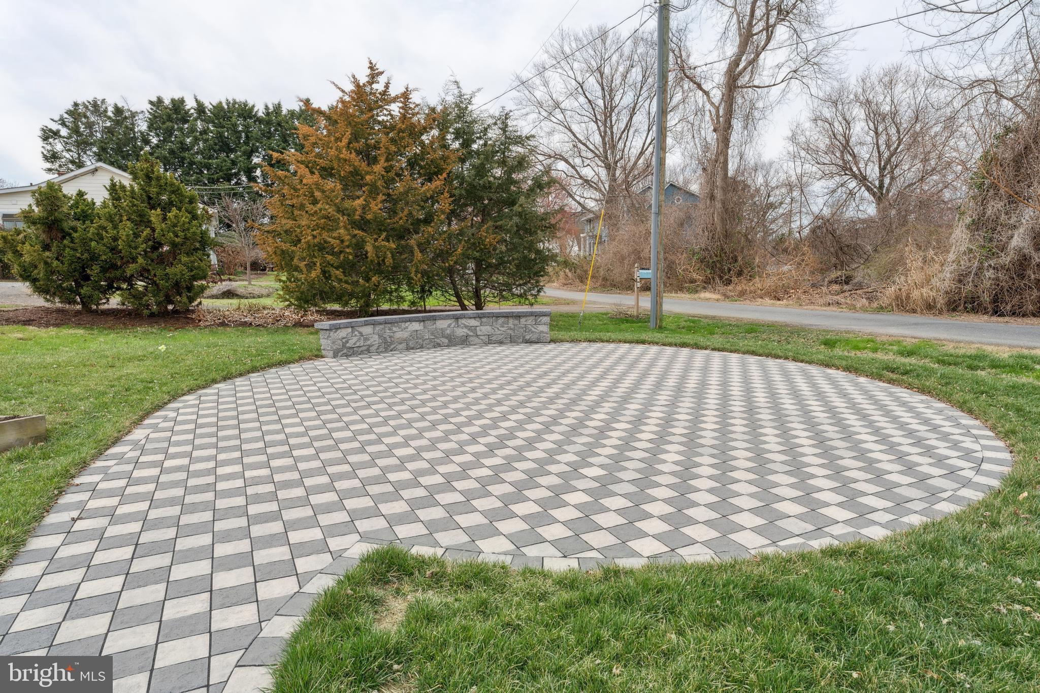 227 LOVE POINT AVENUE