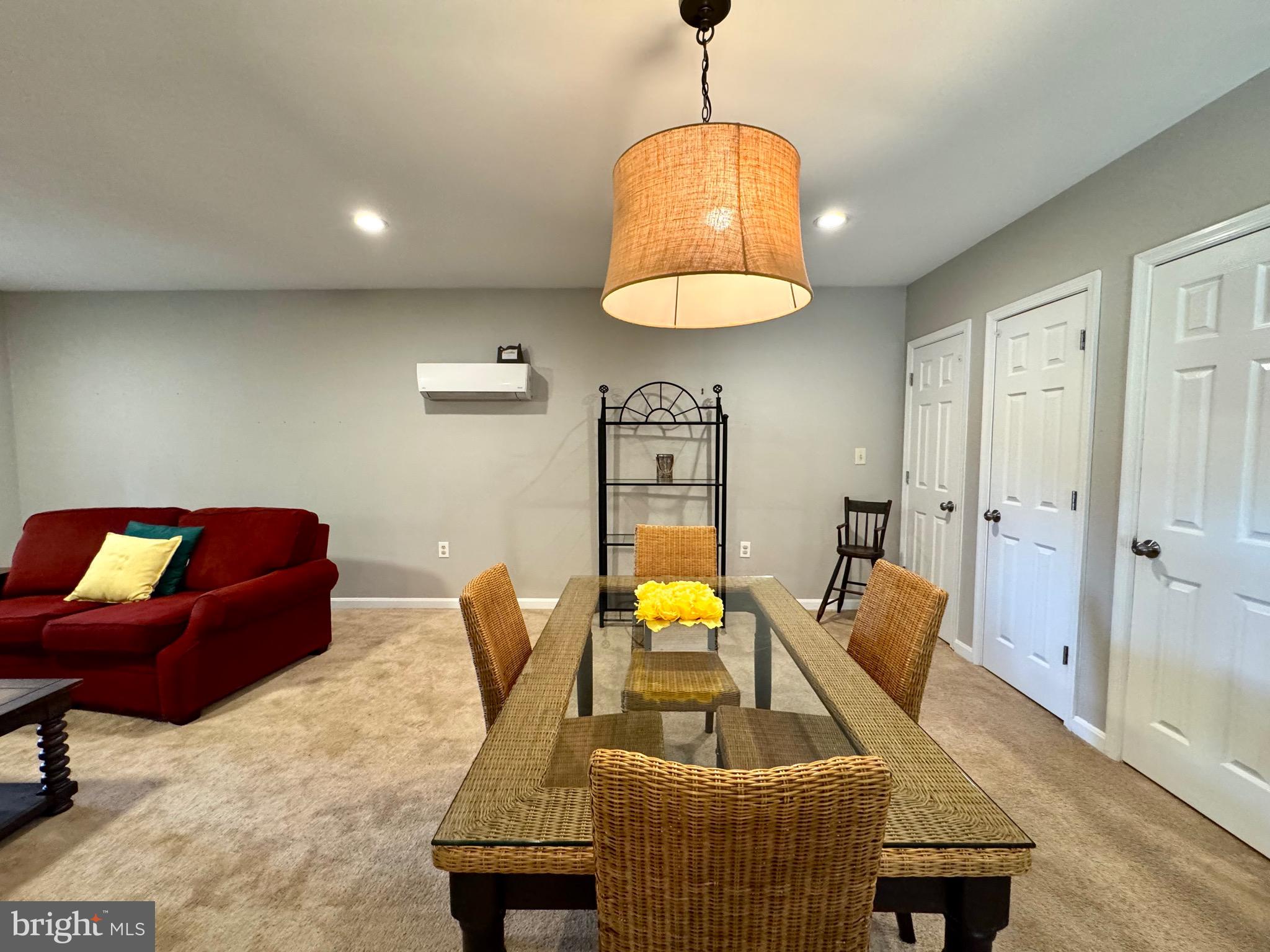 211 QUEEN ANNE ROAD