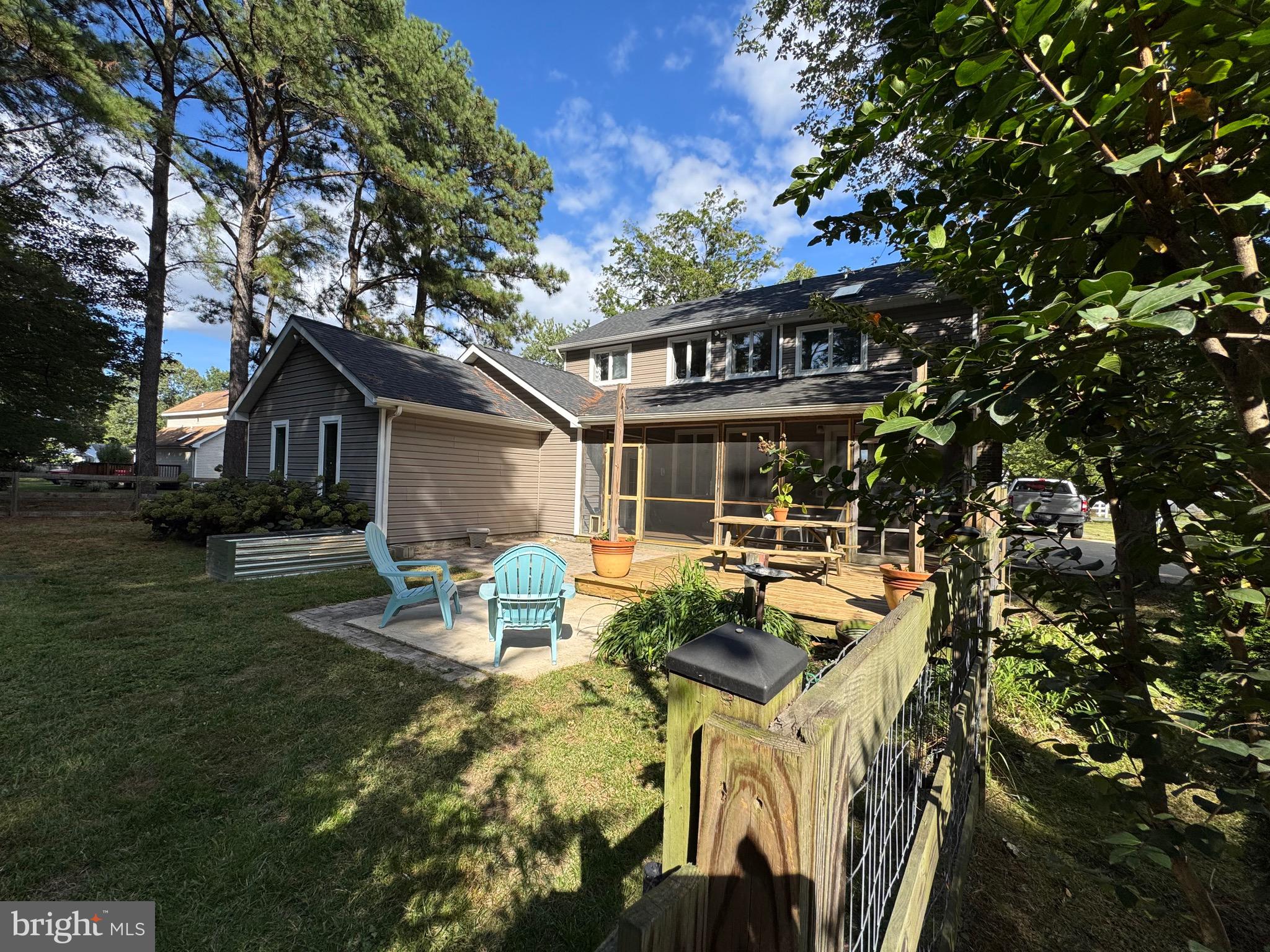 211 QUEEN ANNE ROAD