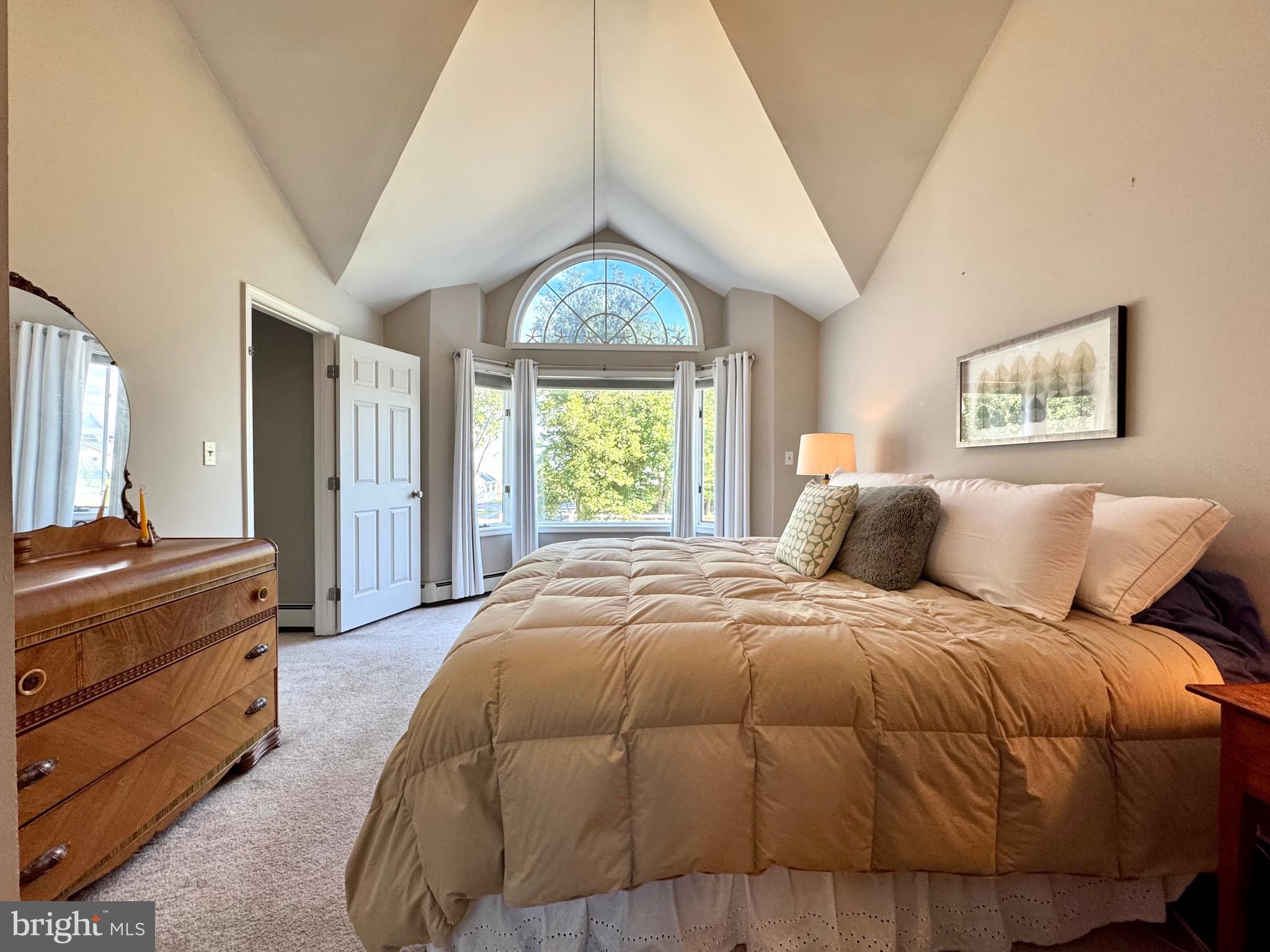 211 QUEEN ANNE ROAD