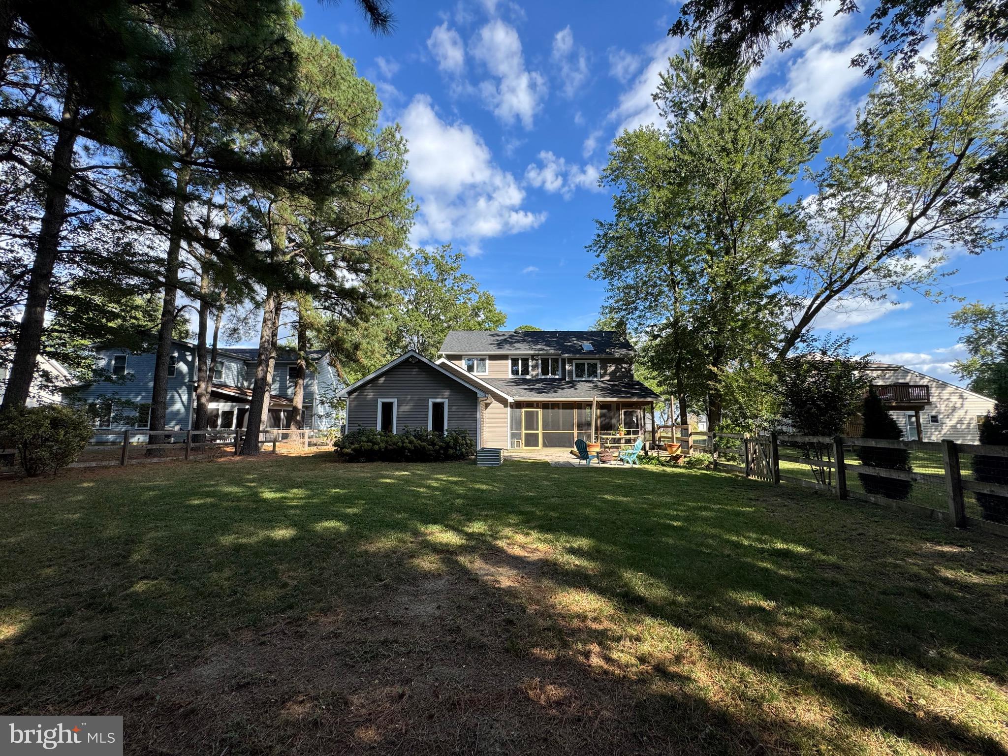 211 QUEEN ANNE ROAD