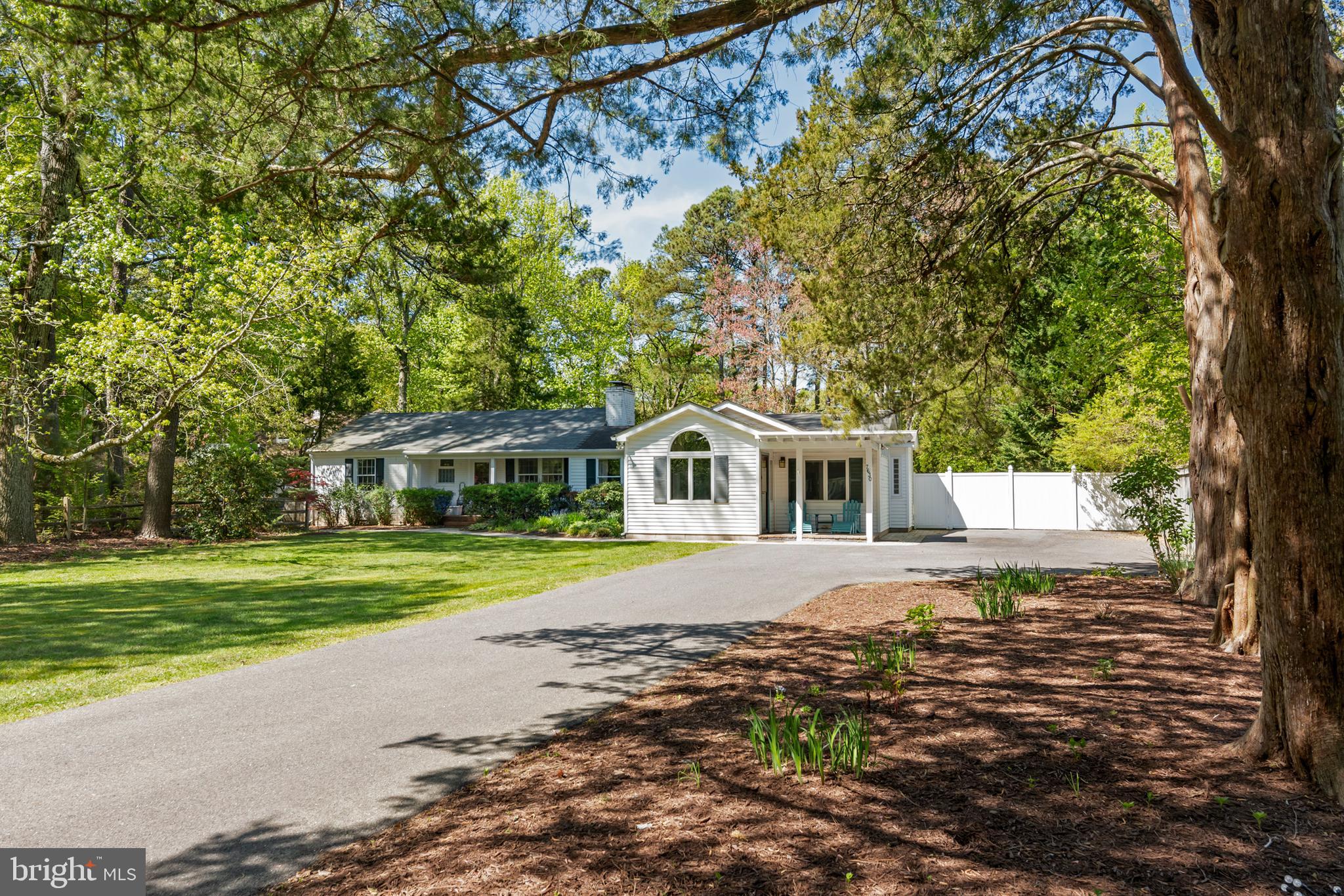 7630 TRED AVON CIRCLE