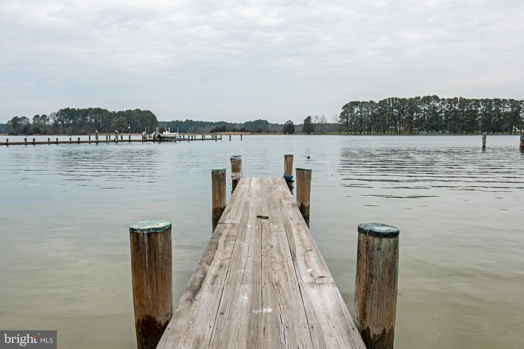 7630 TRED AVON CIRCLE