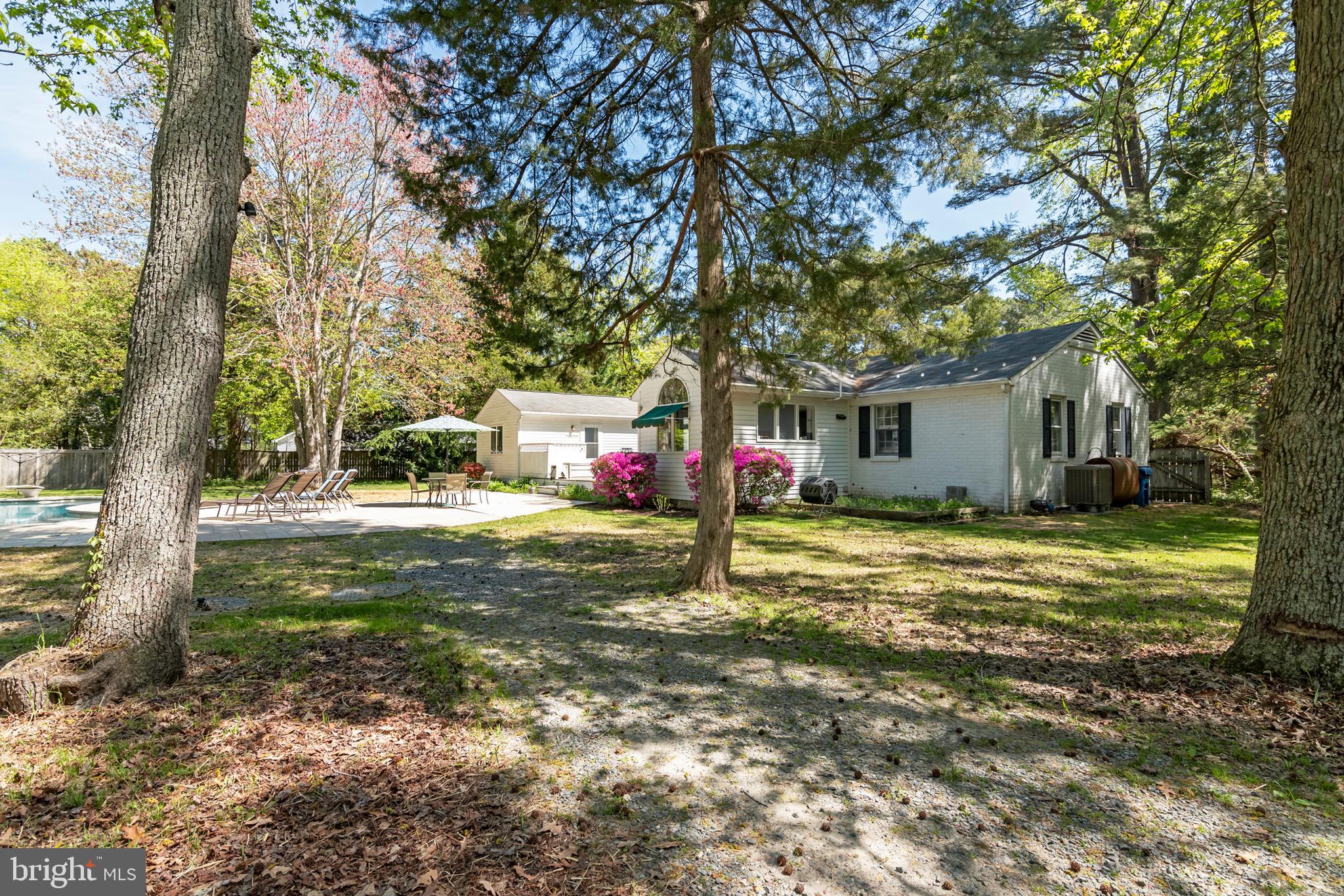 7630 TRED AVON CIRCLE