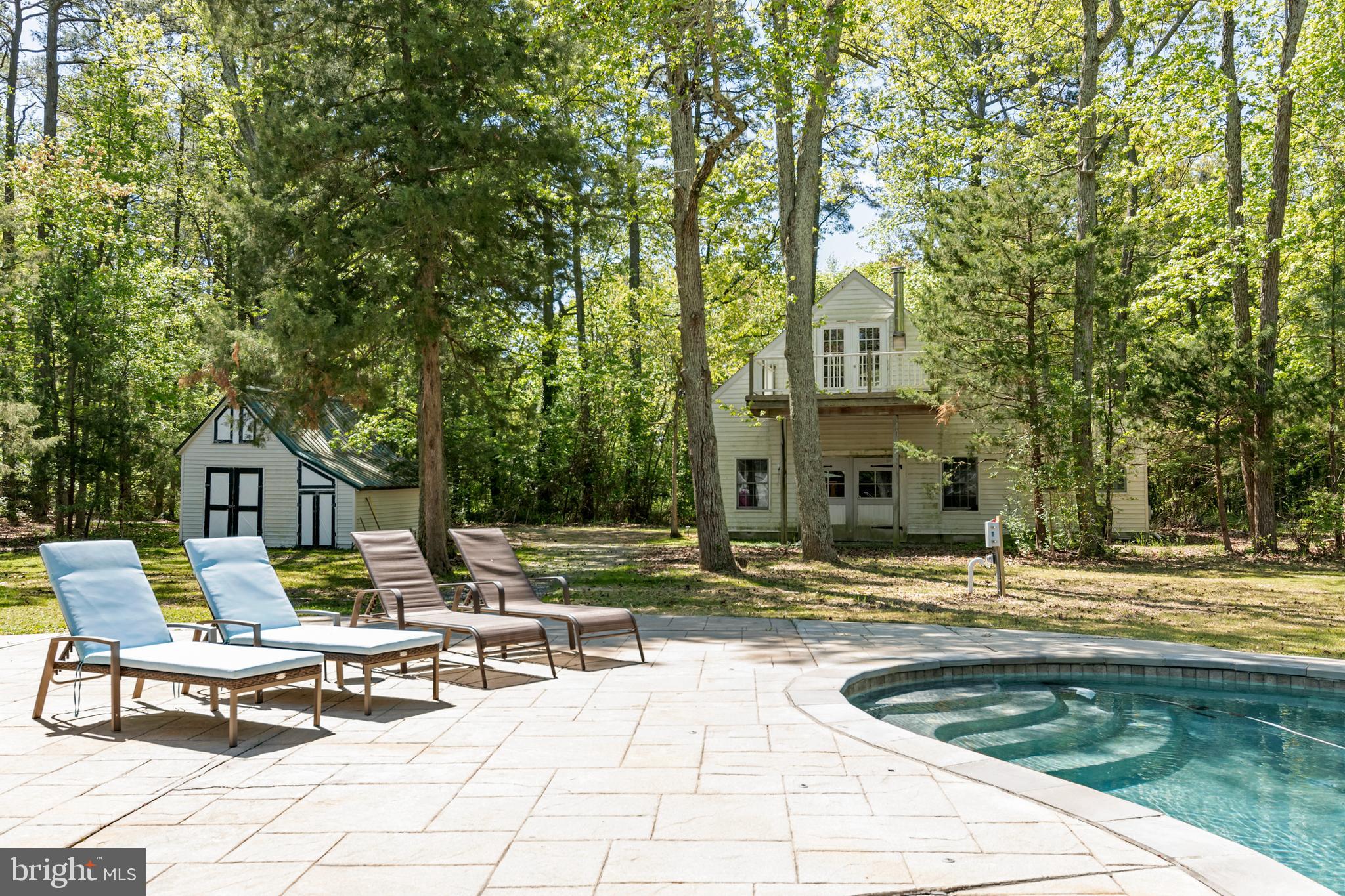 7630 TRED AVON CIRCLE