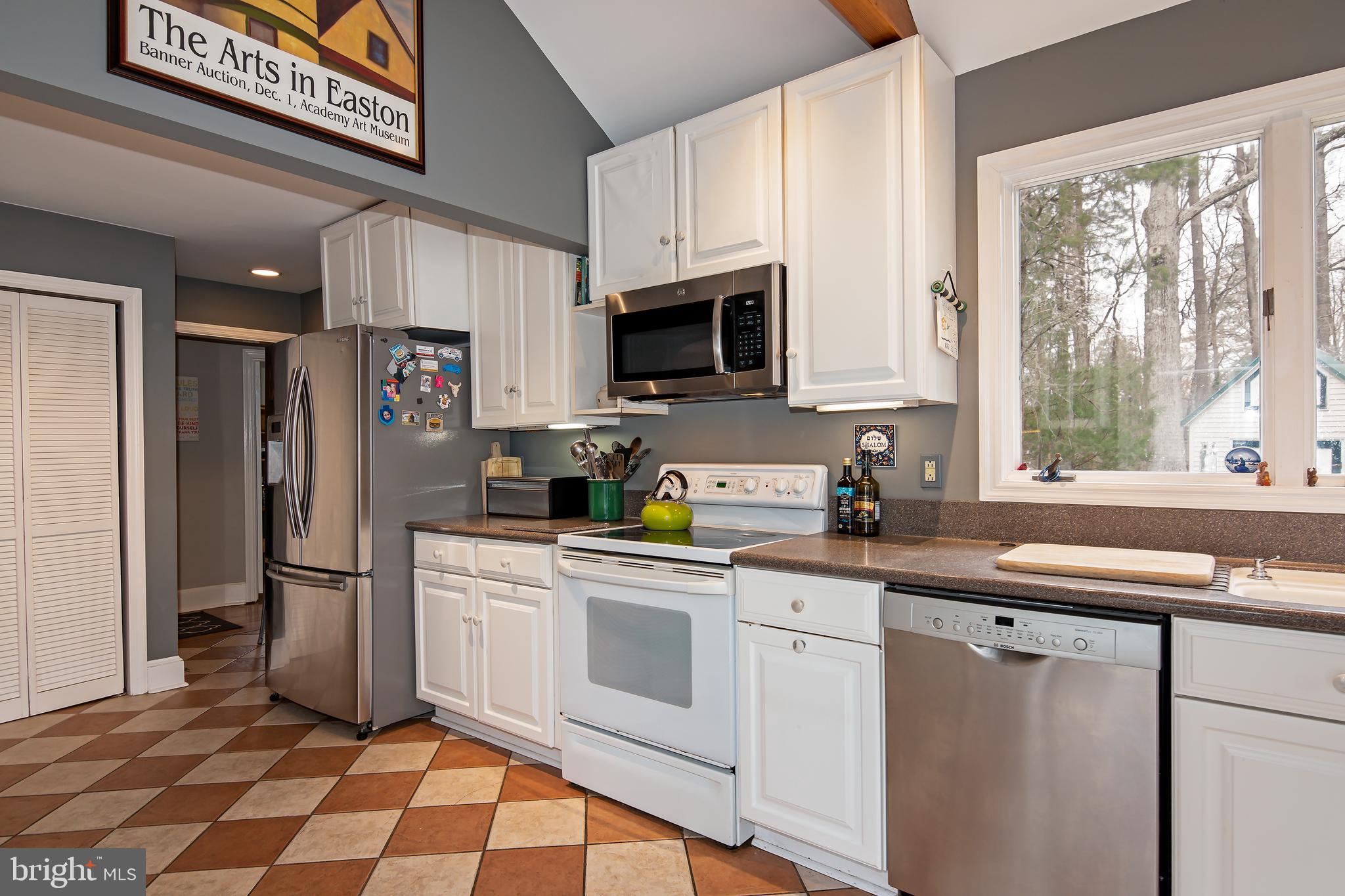 7630 TRED AVON CIRCLE