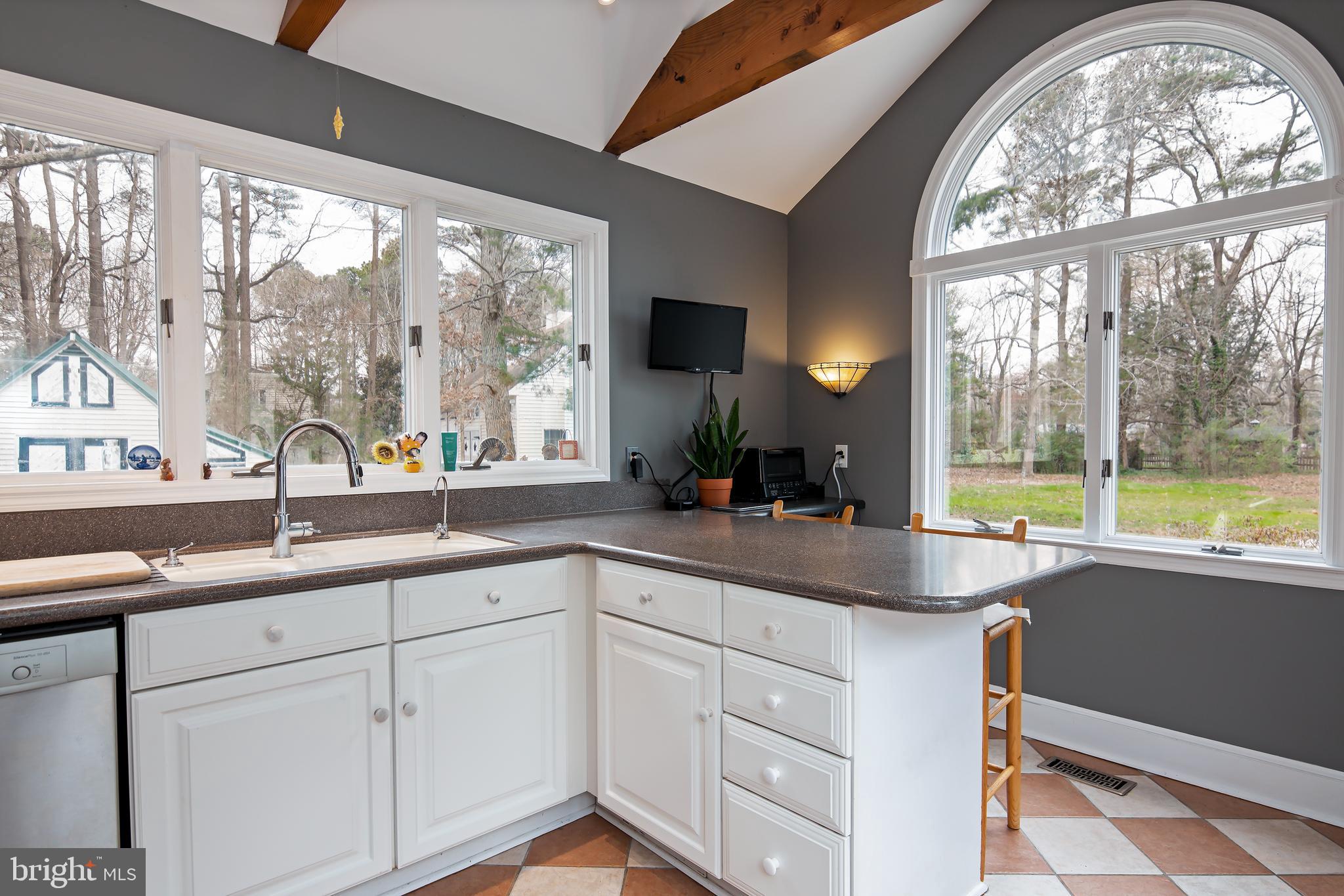 7630 TRED AVON CIRCLE