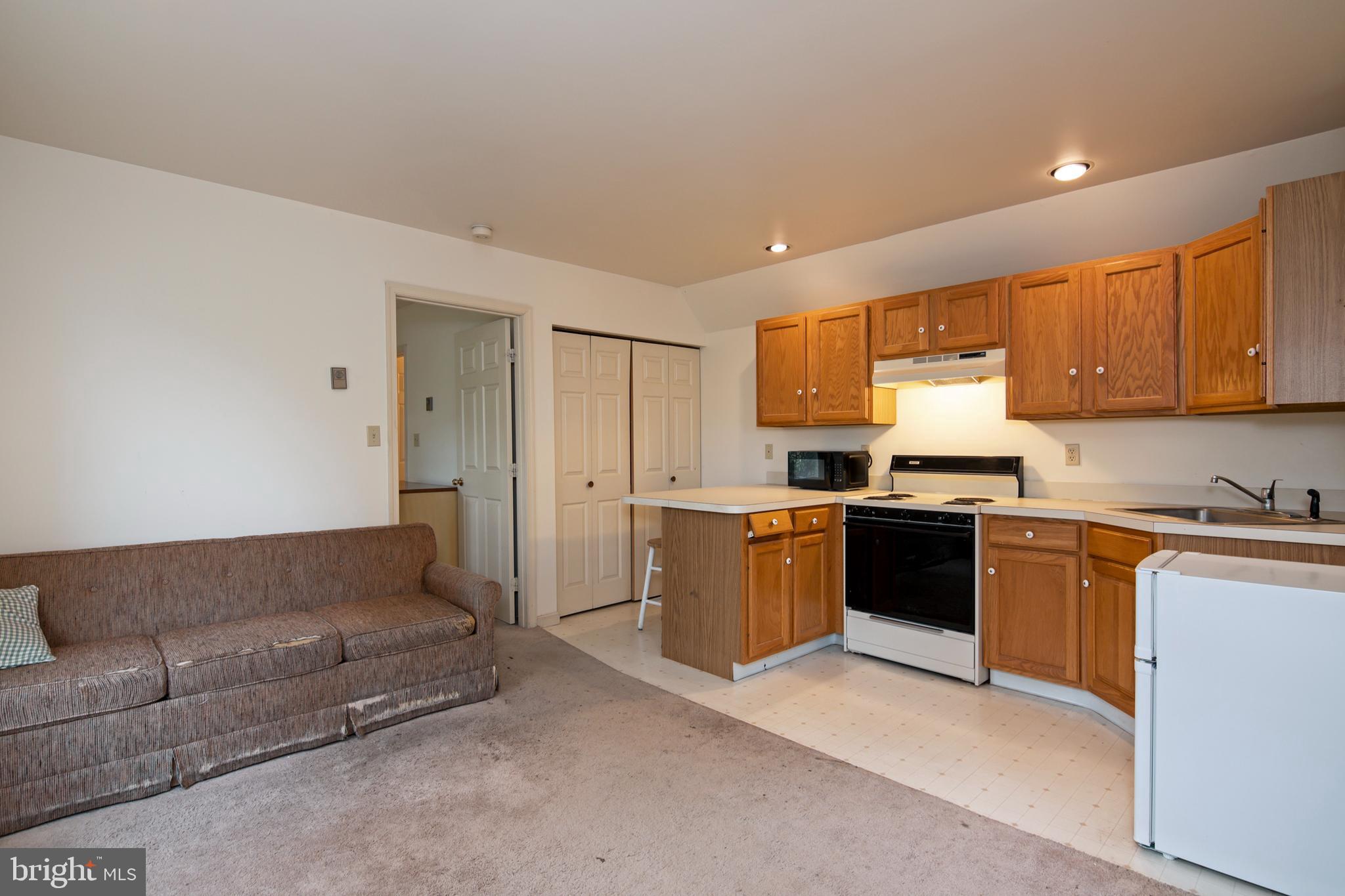 6245 BOSTON CLIFF ROAD