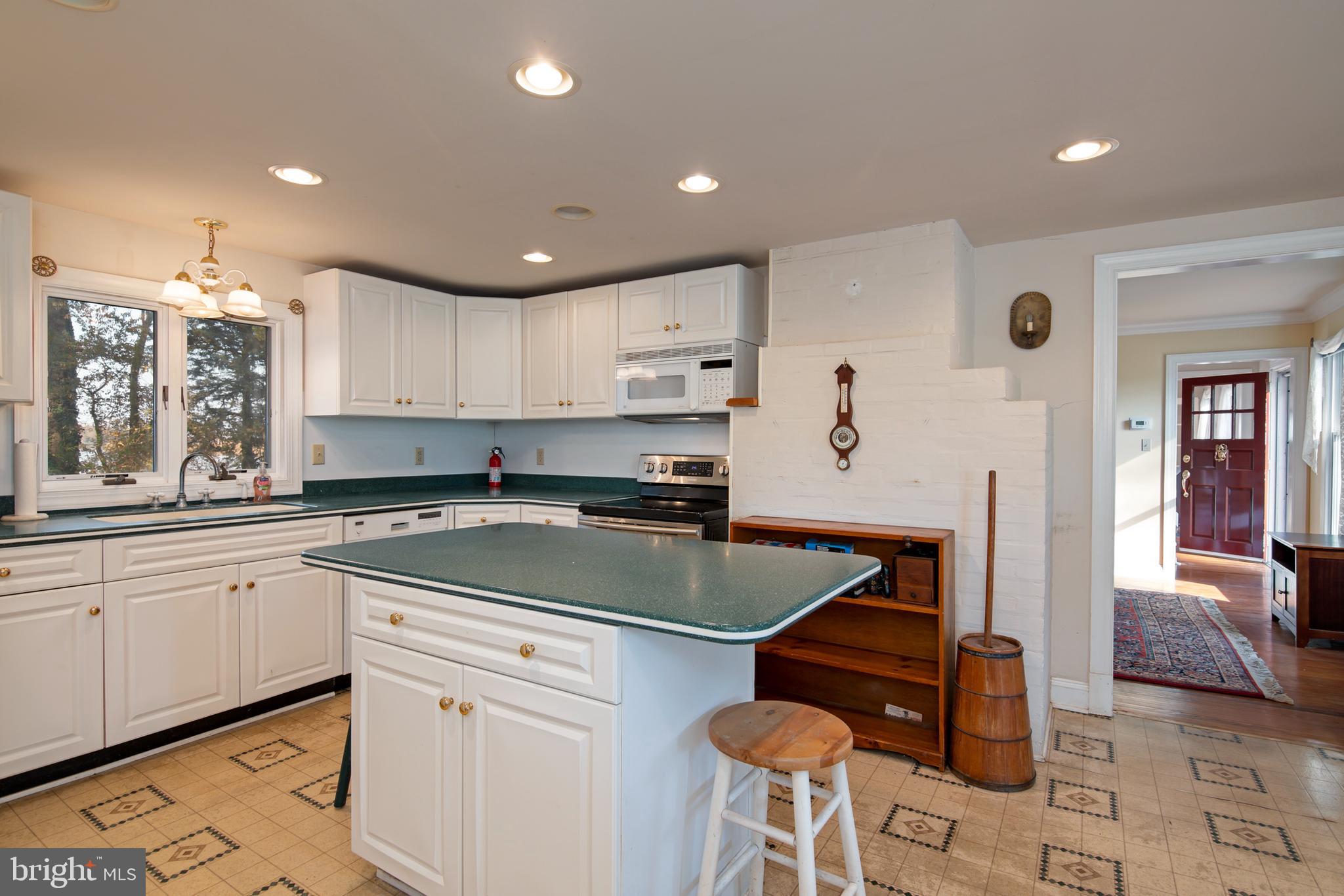 6245 BOSTON CLIFF ROAD