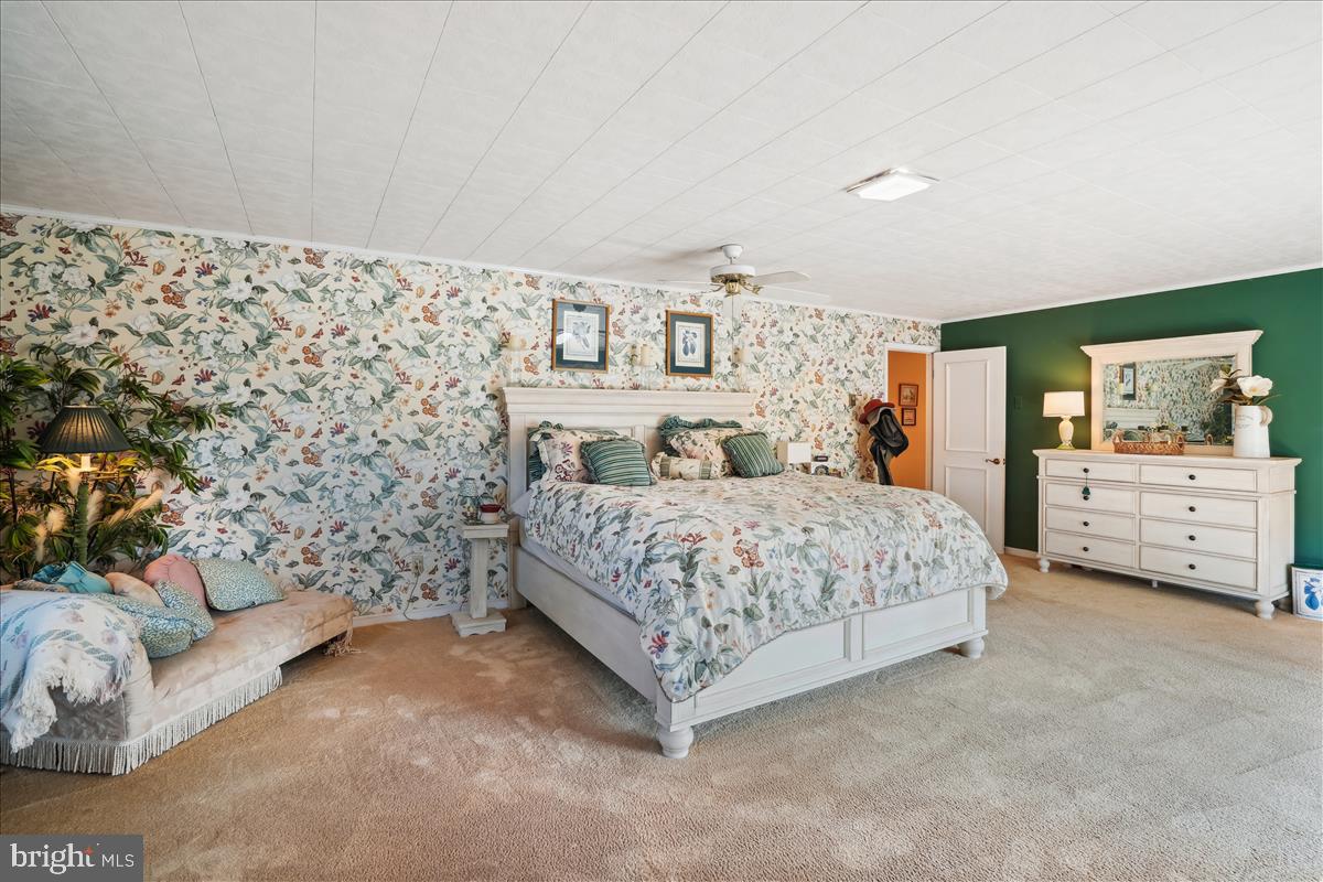 8623 NORTHBEND CIRCLE