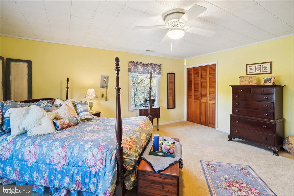 8623 NORTHBEND CIRCLE