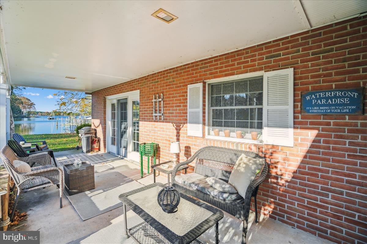 8623 NORTHBEND CIRCLE