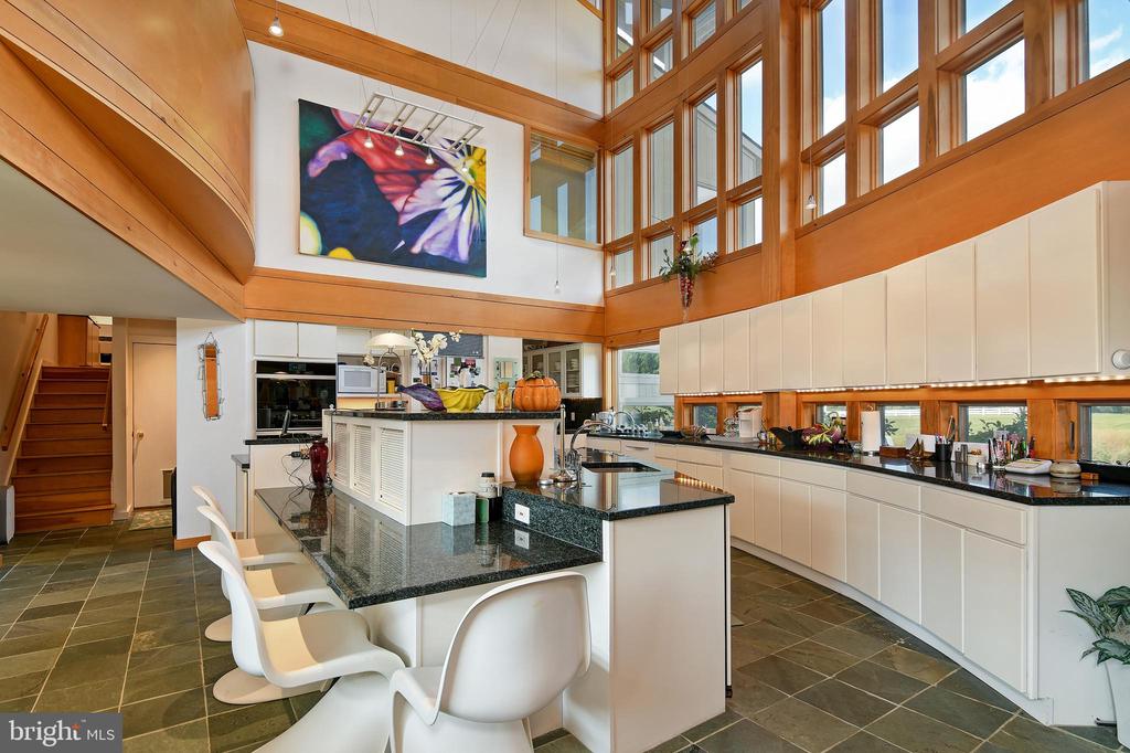 10205 KINTORE DRIVE