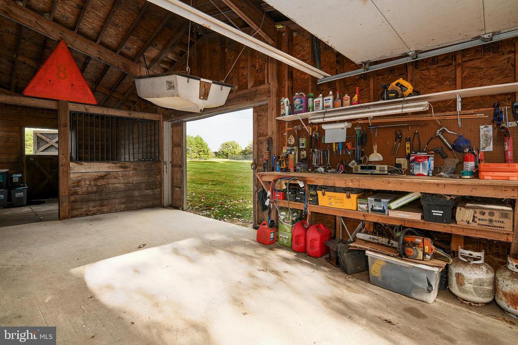10205 KINTORE DRIVE