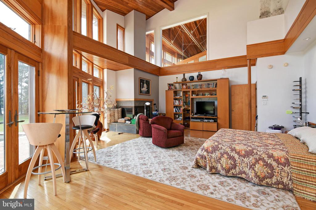 10205 KINTORE DRIVE