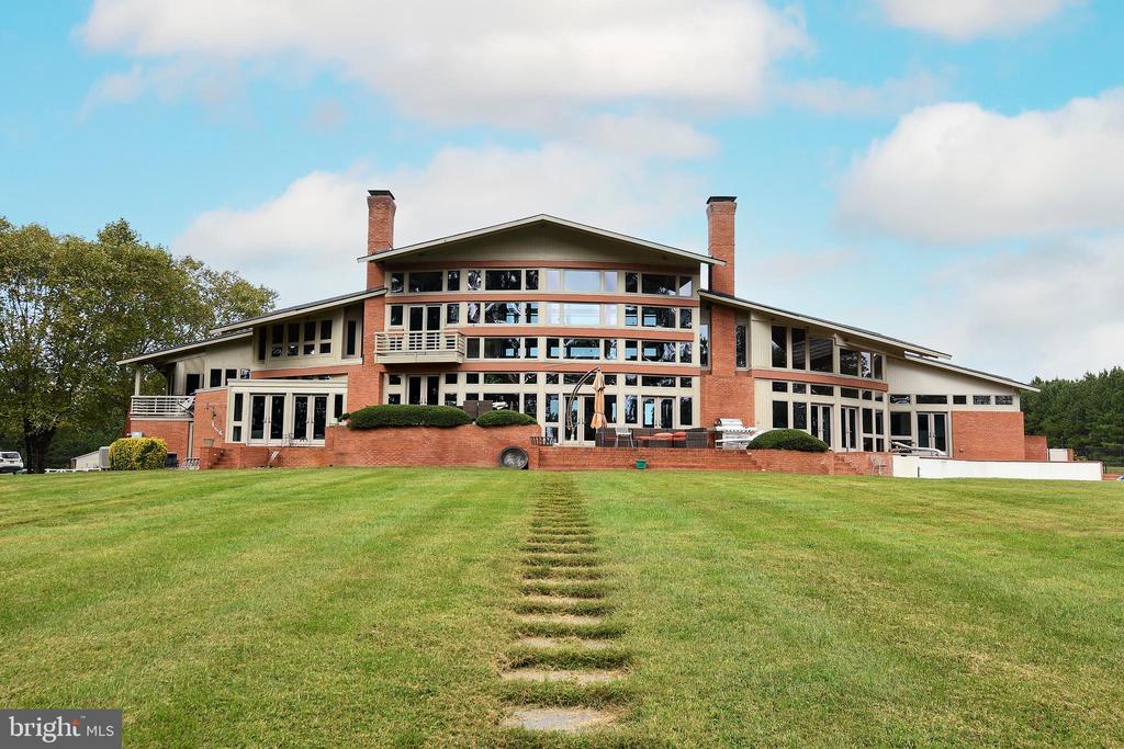 10205 KINTORE DRIVE