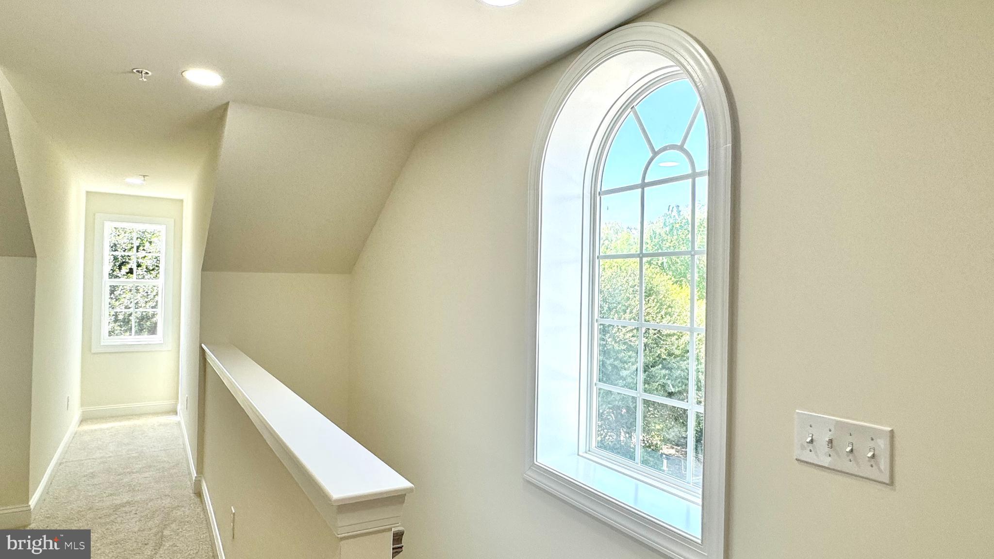 300 DIXON STREET 208