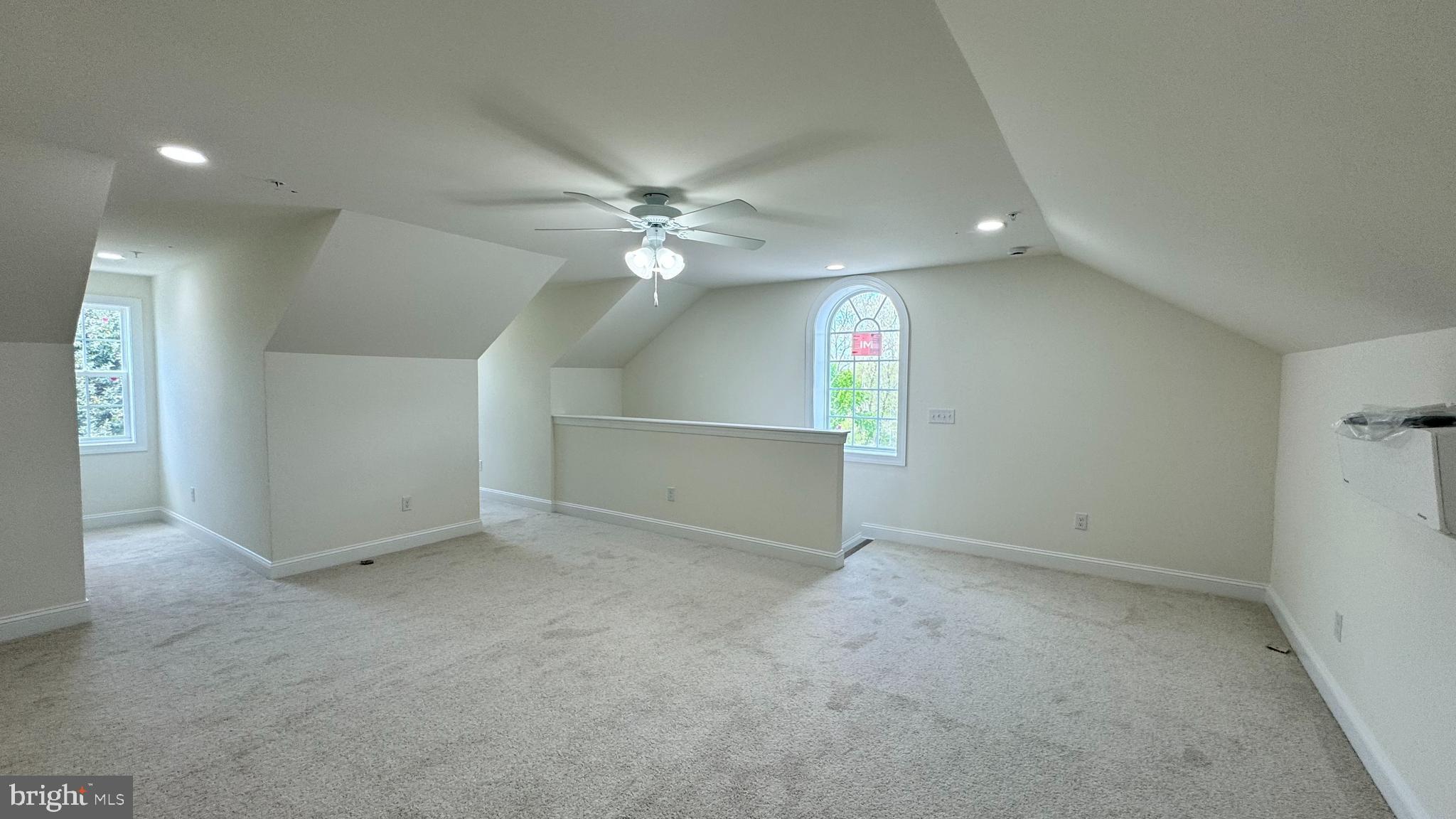 300 DIXON STREET 208