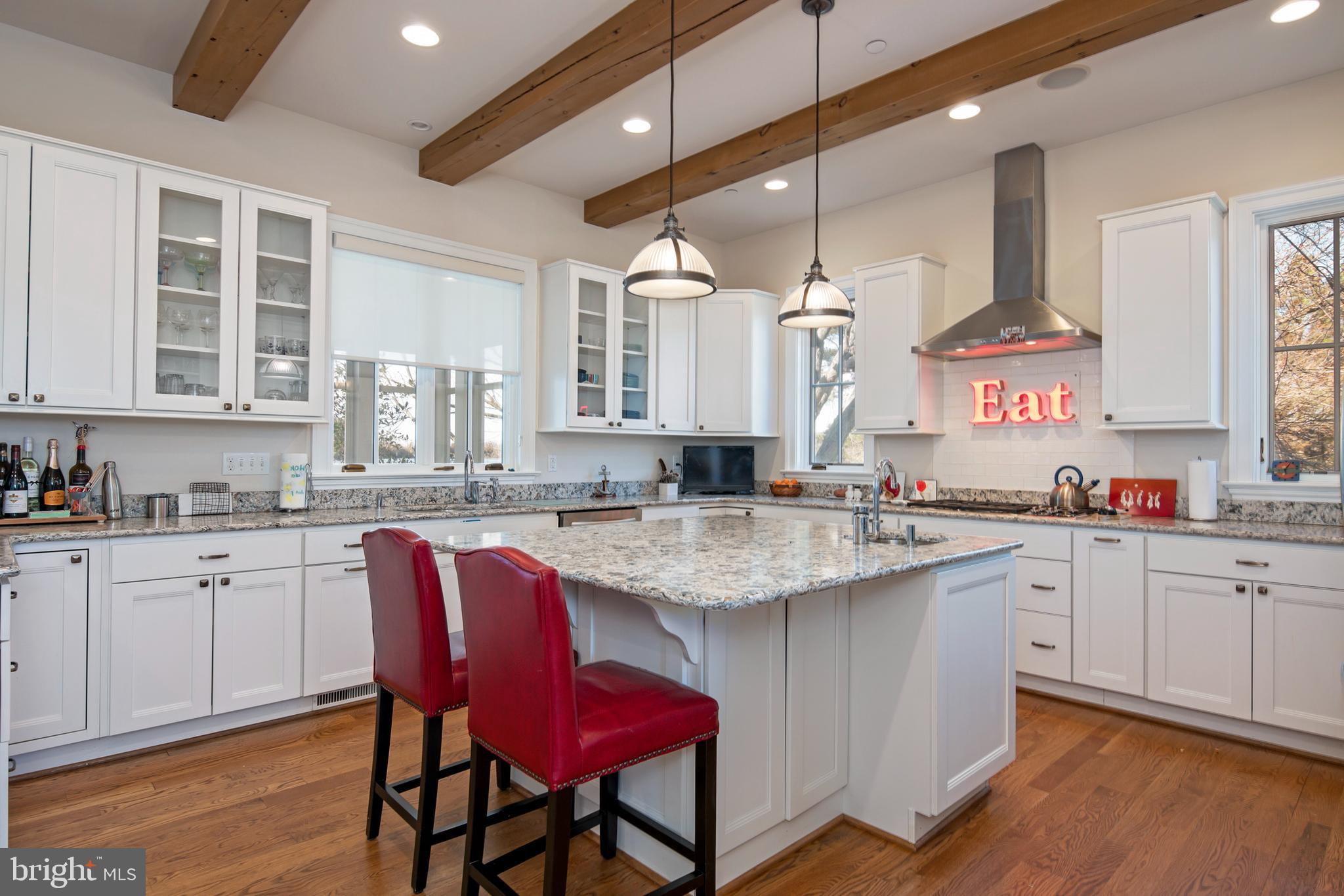 26404 PRESQUILE DRIVE N